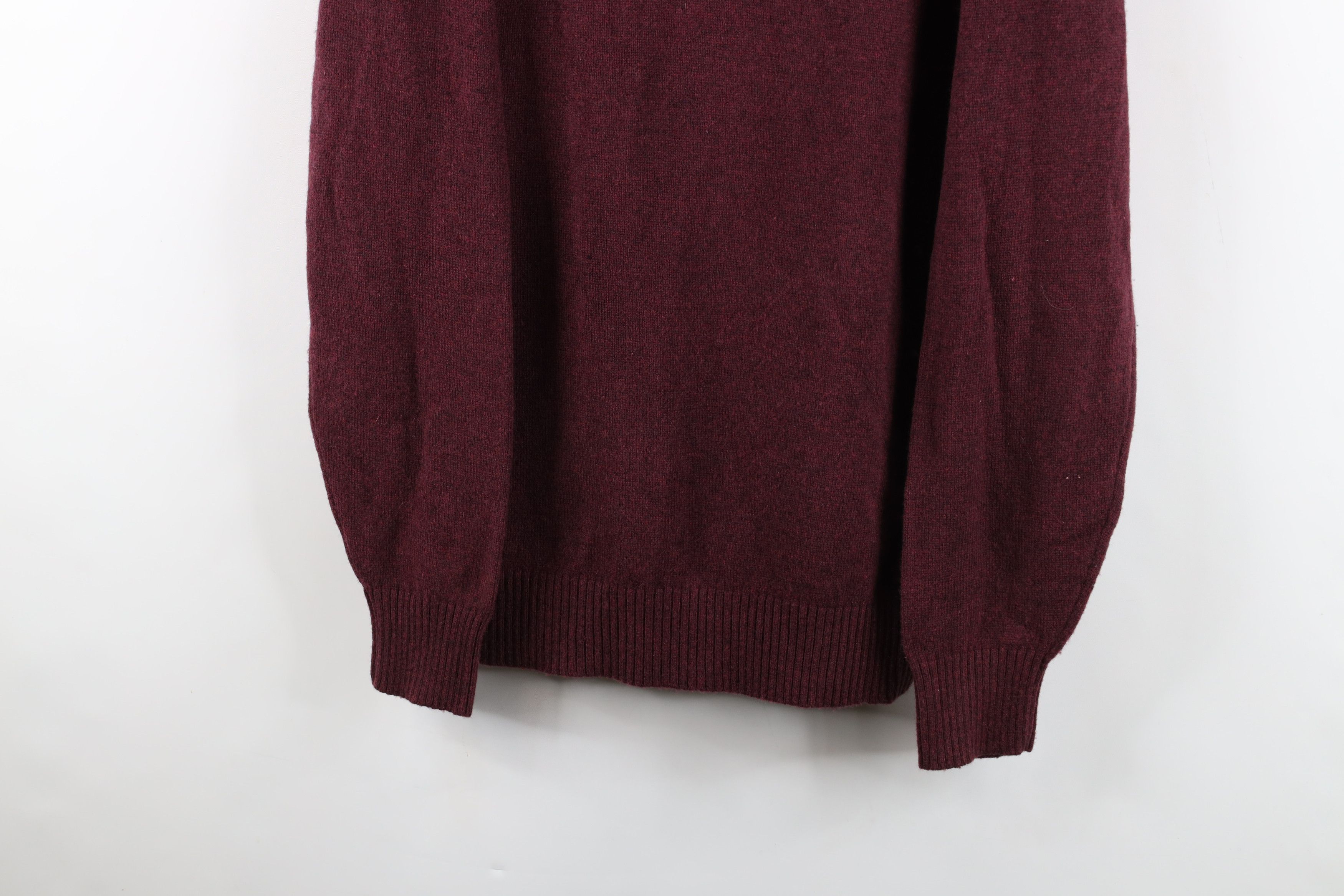 L.L. Bean Vintage 90s LL Bean Lambswool Knit V-Neck Sweater Maroon Size US L / EU 52-54 / 3 - 3 Thumbnail