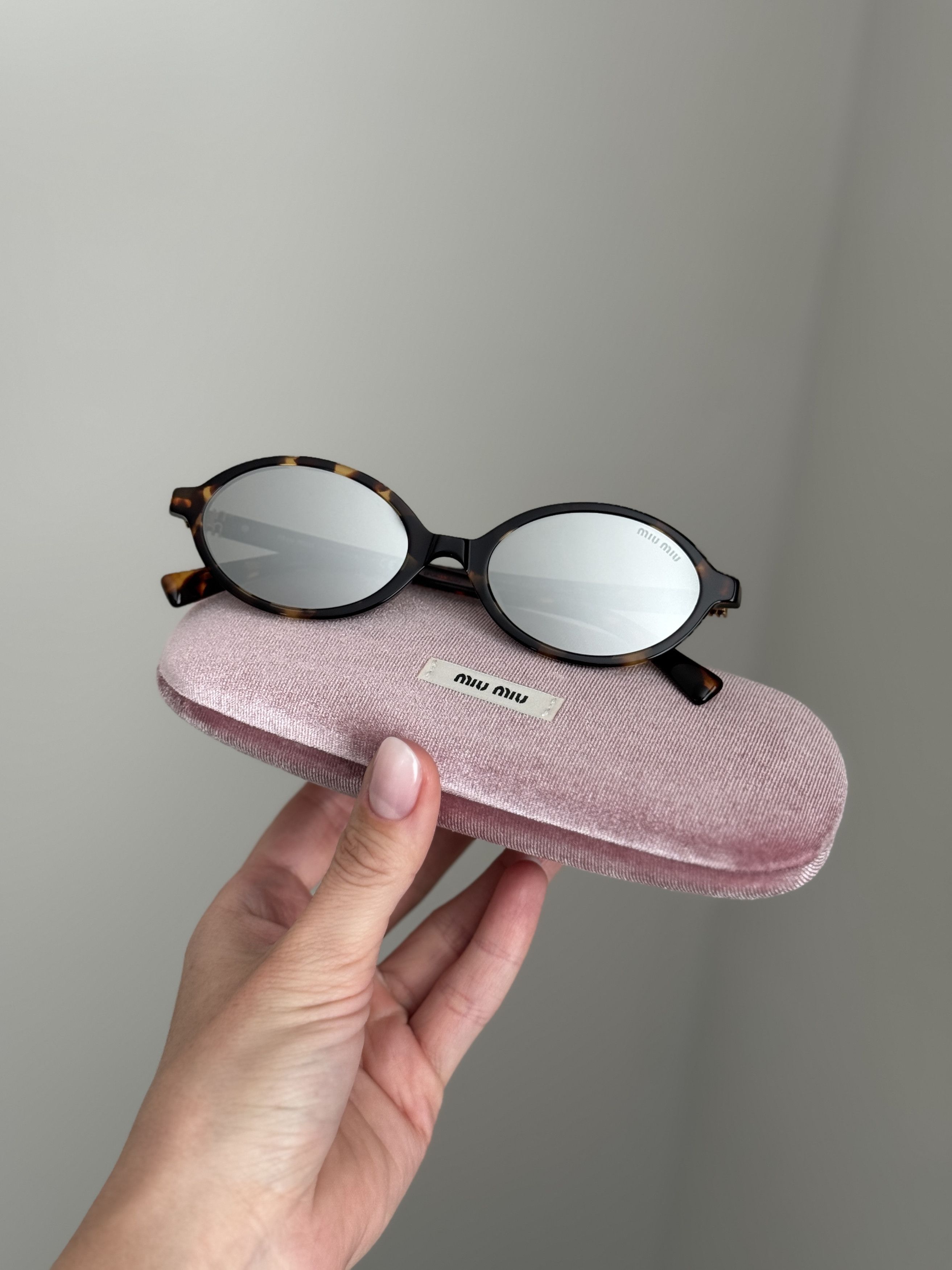 Miu Miu Miu Miu REGARD Women Sunglasses MU04ZSF VAU07F NEW AUTHENTIC Size ONE SIZE - 2 Thumbnail