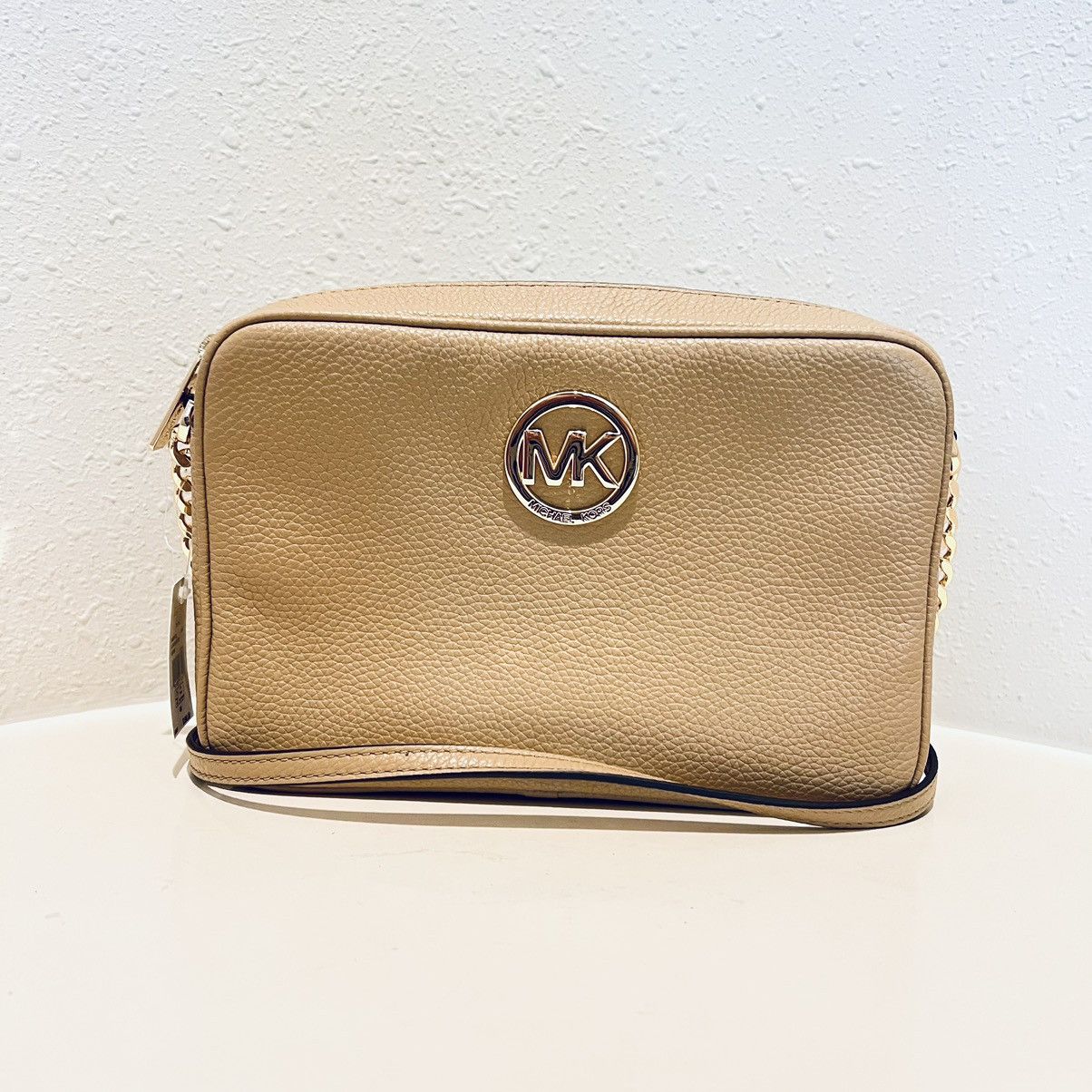 Michael Kors Michael Kors Fulton Leather Camel Camera Crossbody Bag NWT Size ONE SIZE - 2 Thumbnail