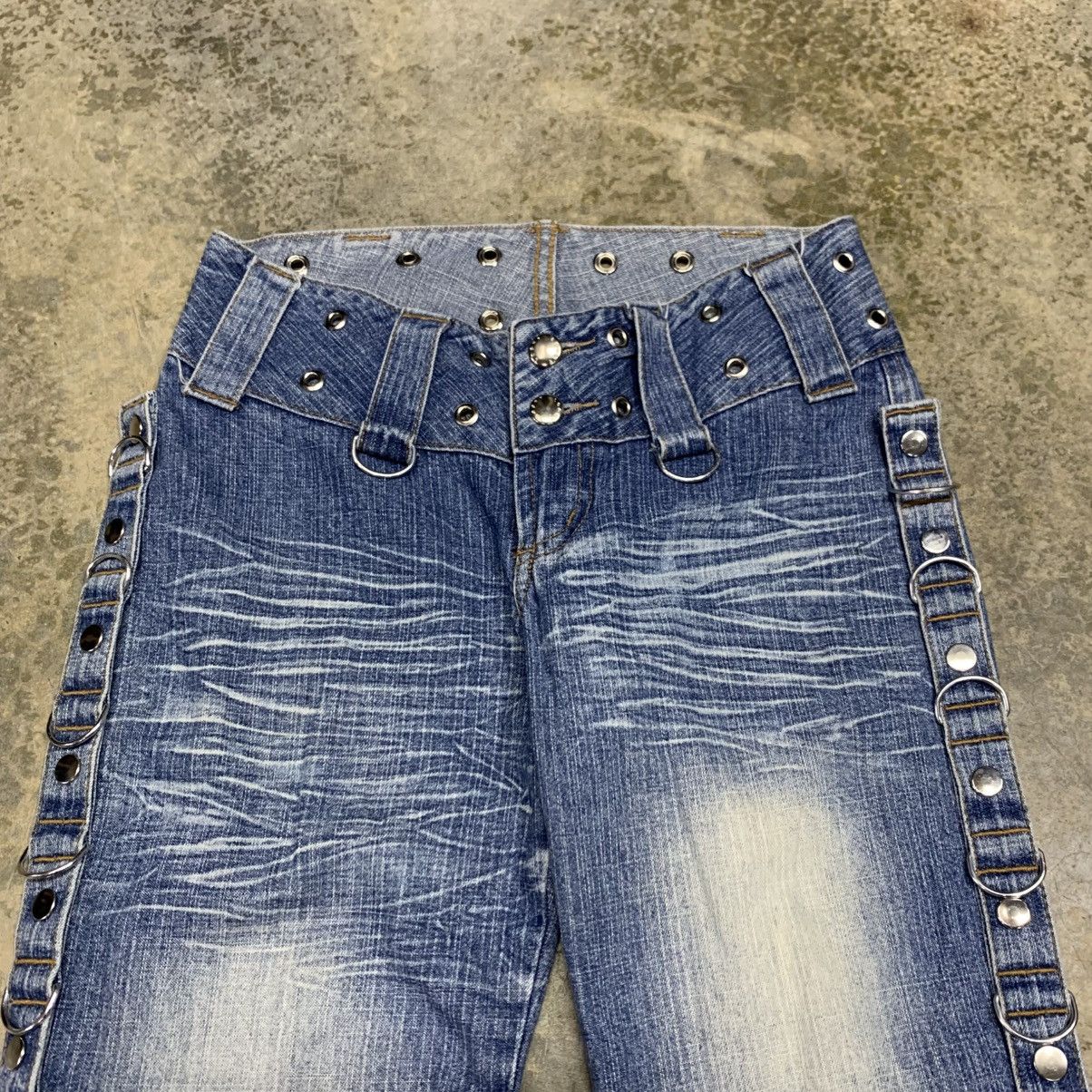Japanese Brand Y2K Flare Loony Jeans Clawmark Fade Jean Size 27" / US 4 / IT 40 - 4 Thumbnail