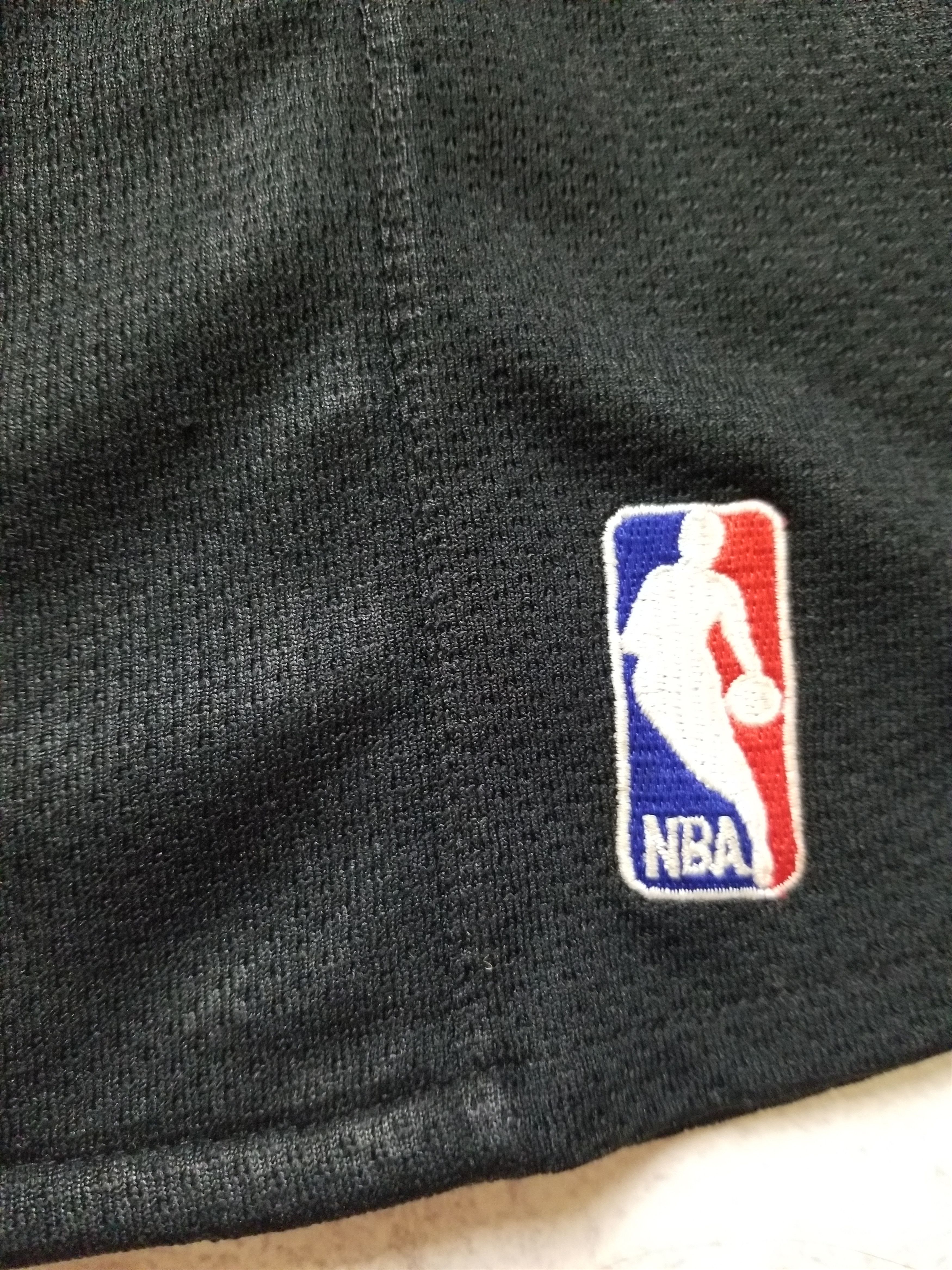 Starter Starter NBA Chicago Bulls Button Up Jersey Short Sleeve Top Size US L / EU 52-54 / 3 - 6 Thumbnail