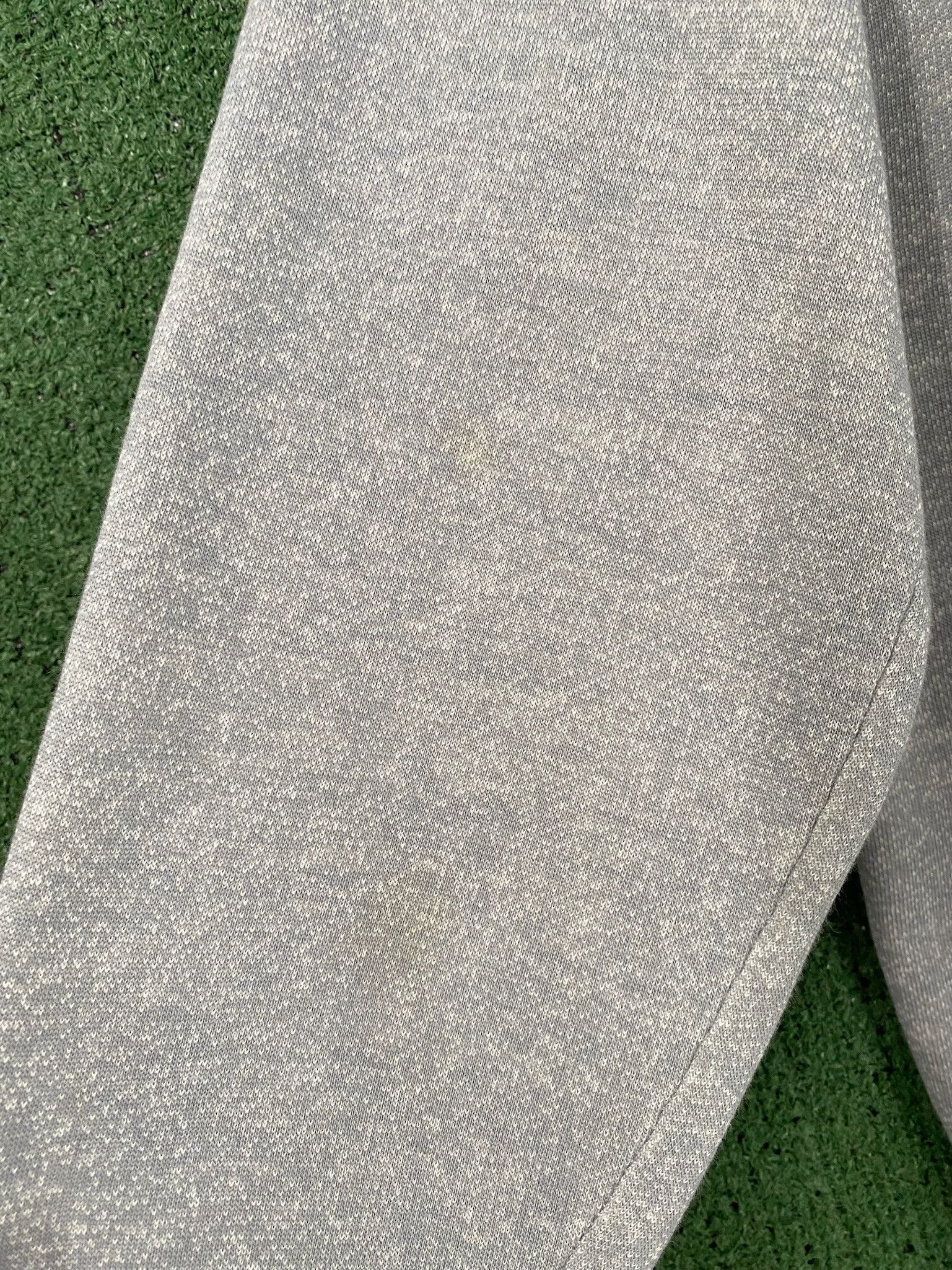 Vintage 80’s Grey Blank Distressed Sweatshirt Men’s Size Medium Size US M / EU 48-50 / 2 - 6 Thumbnail