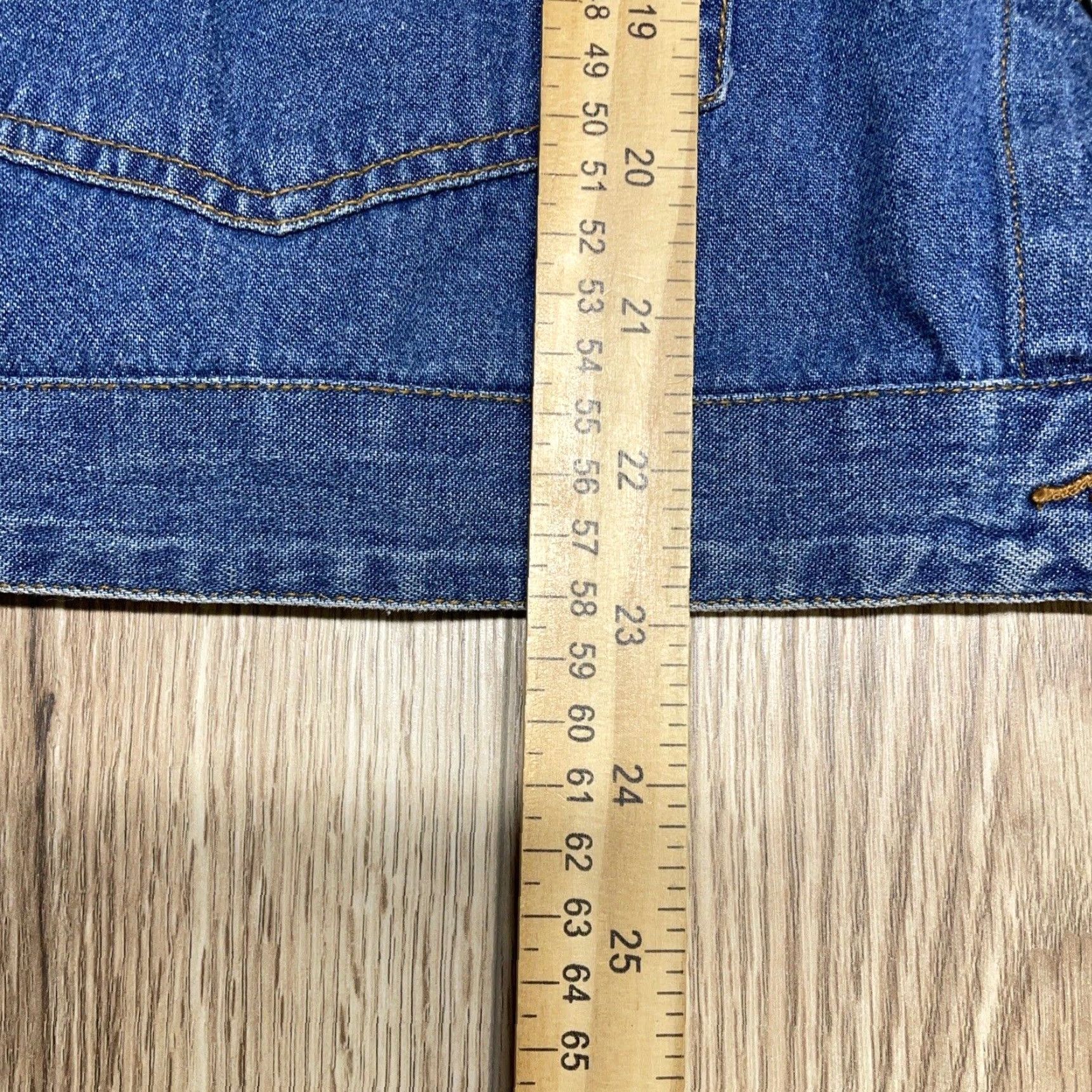 Vintage VINTAGE Bridgewater Blue Jean Vest Women XL Button Up Pockets Cotton Basic Jacket Size 40" / US 18 - 4 Thumbnail