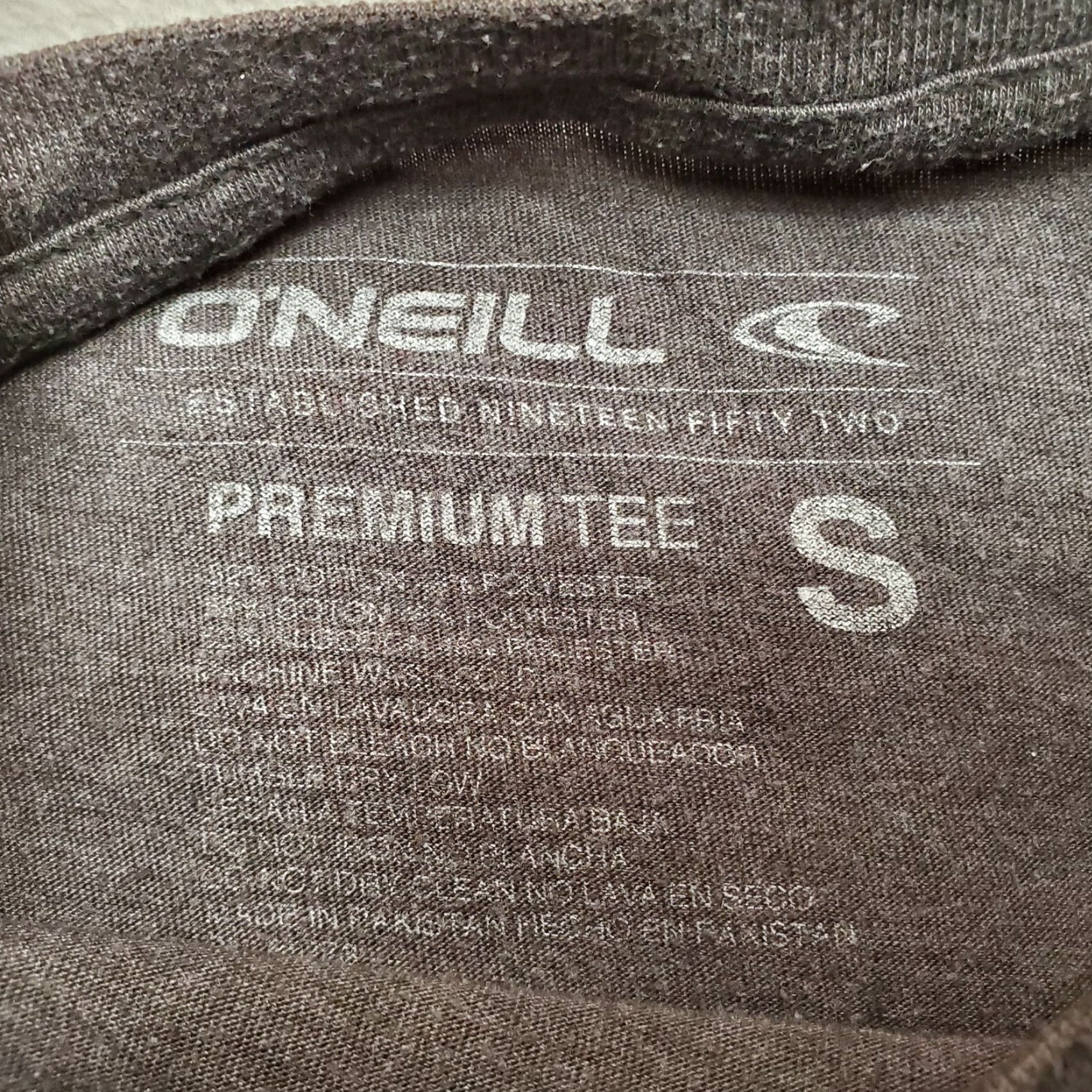 O'Neill VINTAGE O'Neill Shirt Mens Small Gray Crewneck Casual Short Sleeve TEE Surf Skateboarding 90s USA Graphic Print Logo Size US S / EU 44-46 / 1 - 4 Thumbnail