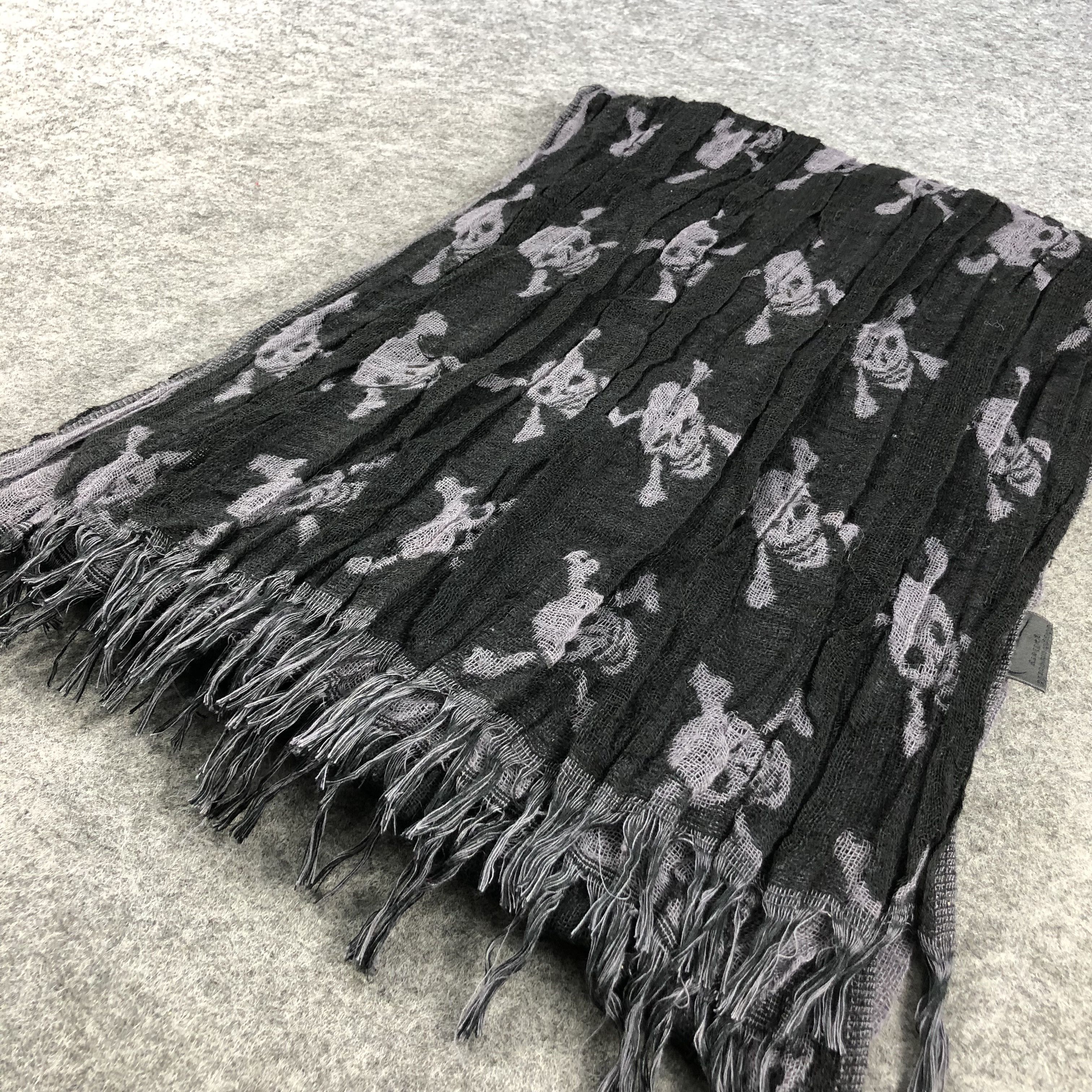 Seditionaries Skull and Bones Wool Scarf Muffler V881 Size ONE SIZE - 3 Thumbnail