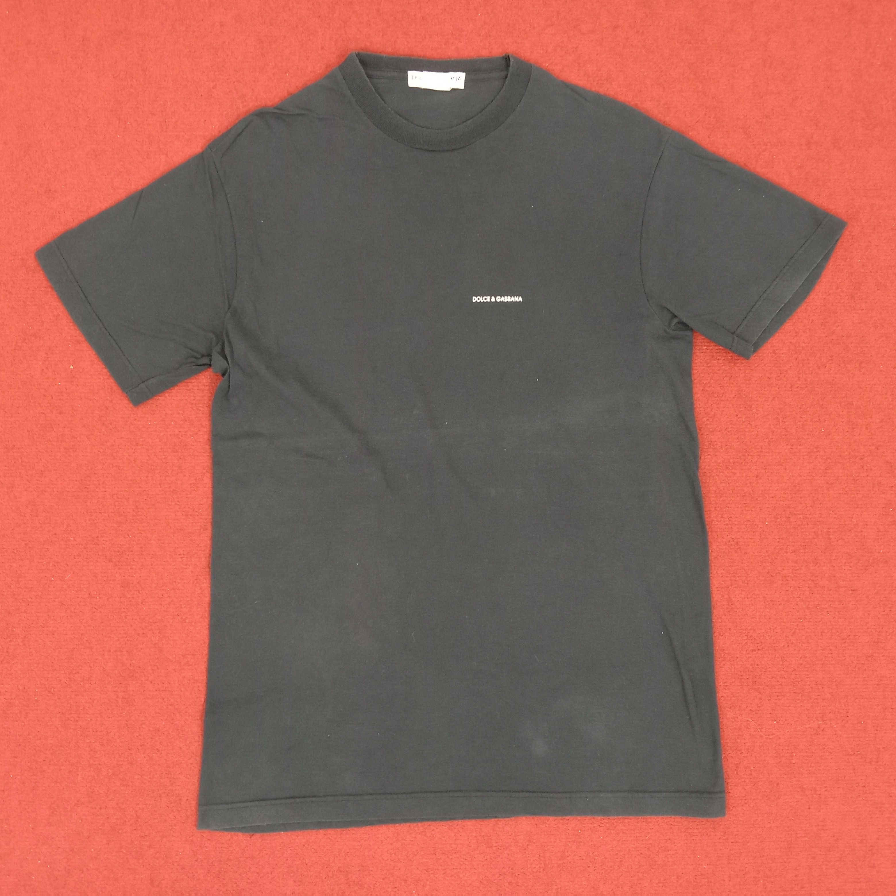 Dolce & Gabbana × Vintage Dolce & Gabbana Small Spell Out Design Tshirt Size US M / EU 48-50 / 2 - 1 Thumbnail