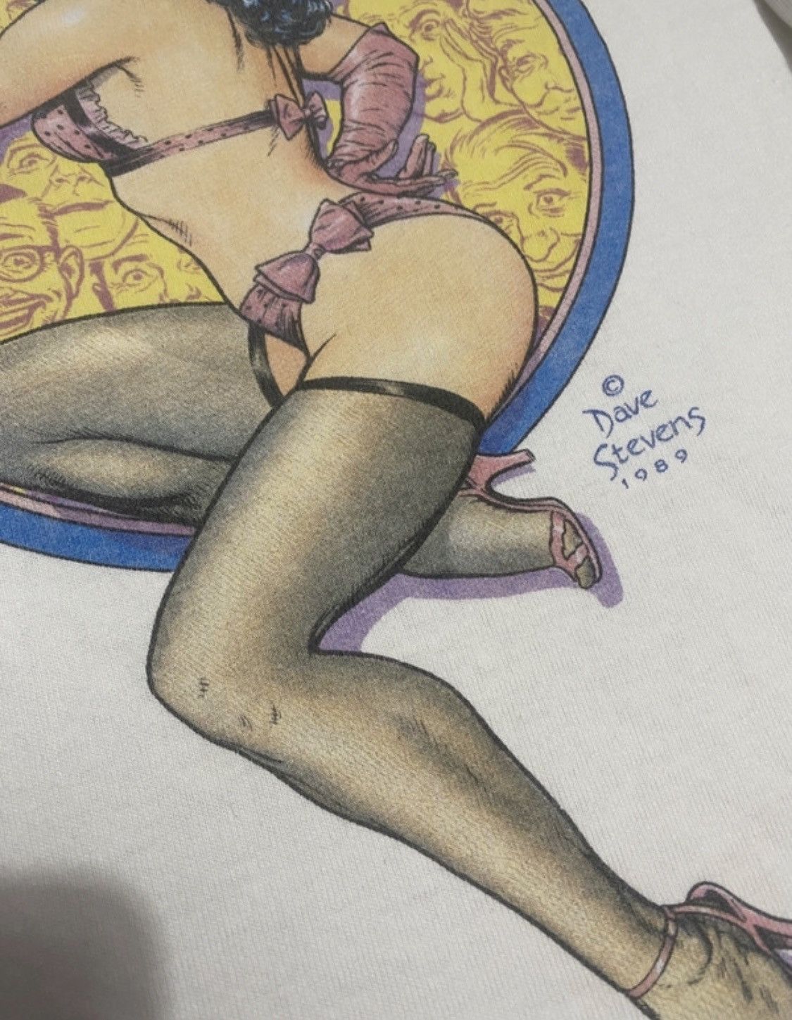 Vintage Vintage raphitti rare portreit dave stevens bettie page 80s Size US L / EU 52-54 / 3 - 4 Thumbnail
