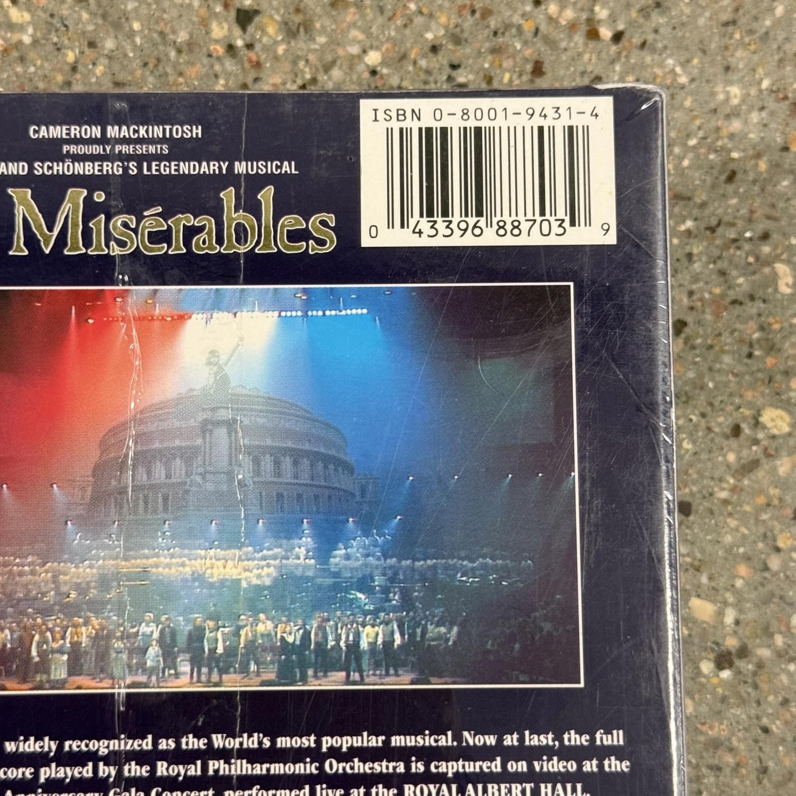 Designer DS Les Miserables 10th Anniversary IN CONCERT VHS 1995 New Size ONE SIZE - 5 Thumbnail