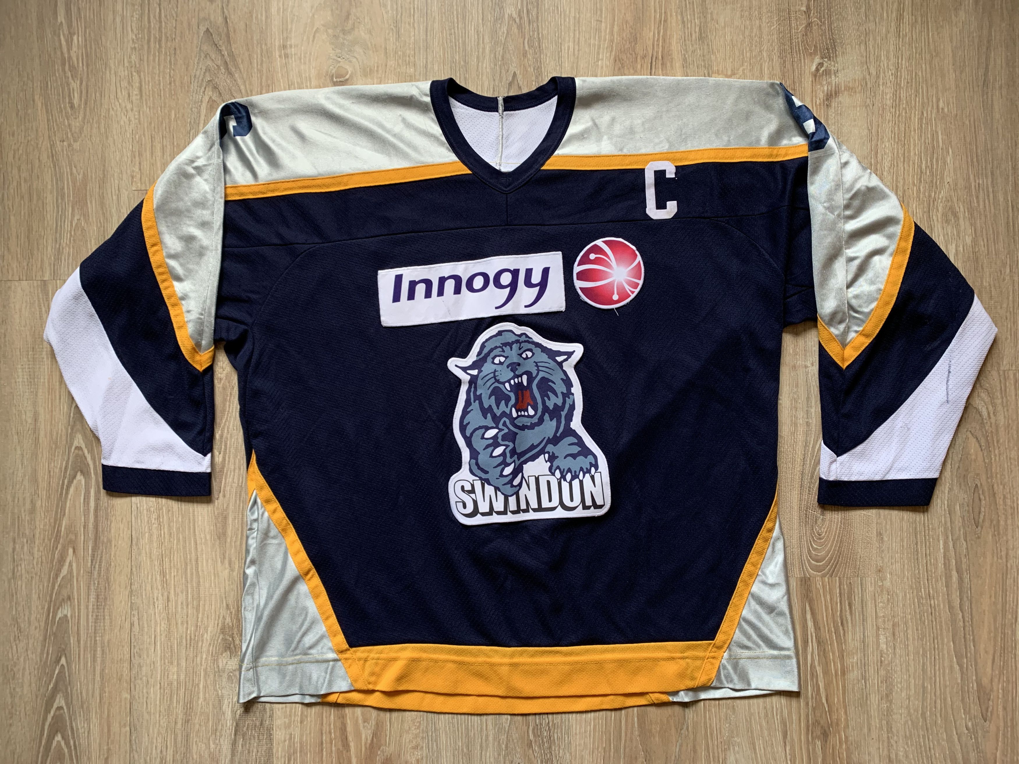 Ccm × NHL × Vintage Vintage Swindon Innogy Ccm Brathwaite Hockey Jersey Size US XXL / EU 58 / 5 - 1 Thumbnail