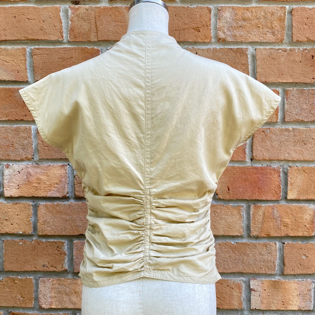 Japanese Brand KEI IWAMOTO Beige Ruched Button-Front Blouse Size S / US 4 / IT 40 - 18 Thumbnail
