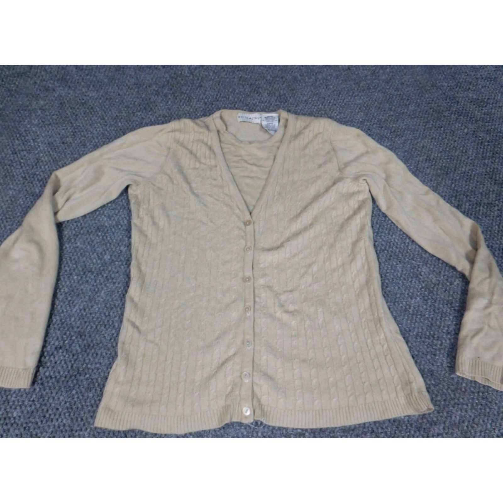 Vintage White Stag Womens Sweater S Raglan Long Sleeve Round Neck Open-Knit Lightweight Pullover Button Logo Beige White Stag Modern Womens Size S / US 4 / IT 40 - 5 Thumbnail