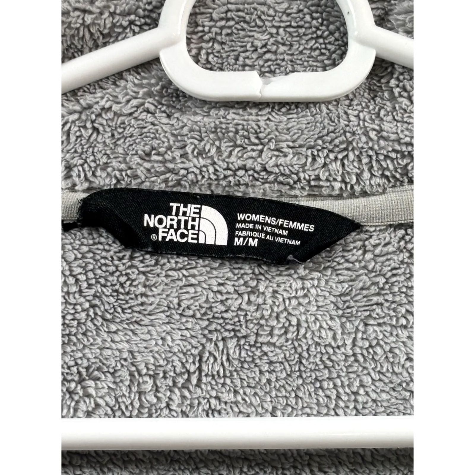 The North Face The North Face Women's Medium Gray Zip Up Fleece Jacket Outdoor Wear, Denali, Logo, Full Zip, Regular Fit, 3-Season, Machine Washable Jacket Size M / US 6-8 / IT 42-44 - 6 Thumbnail