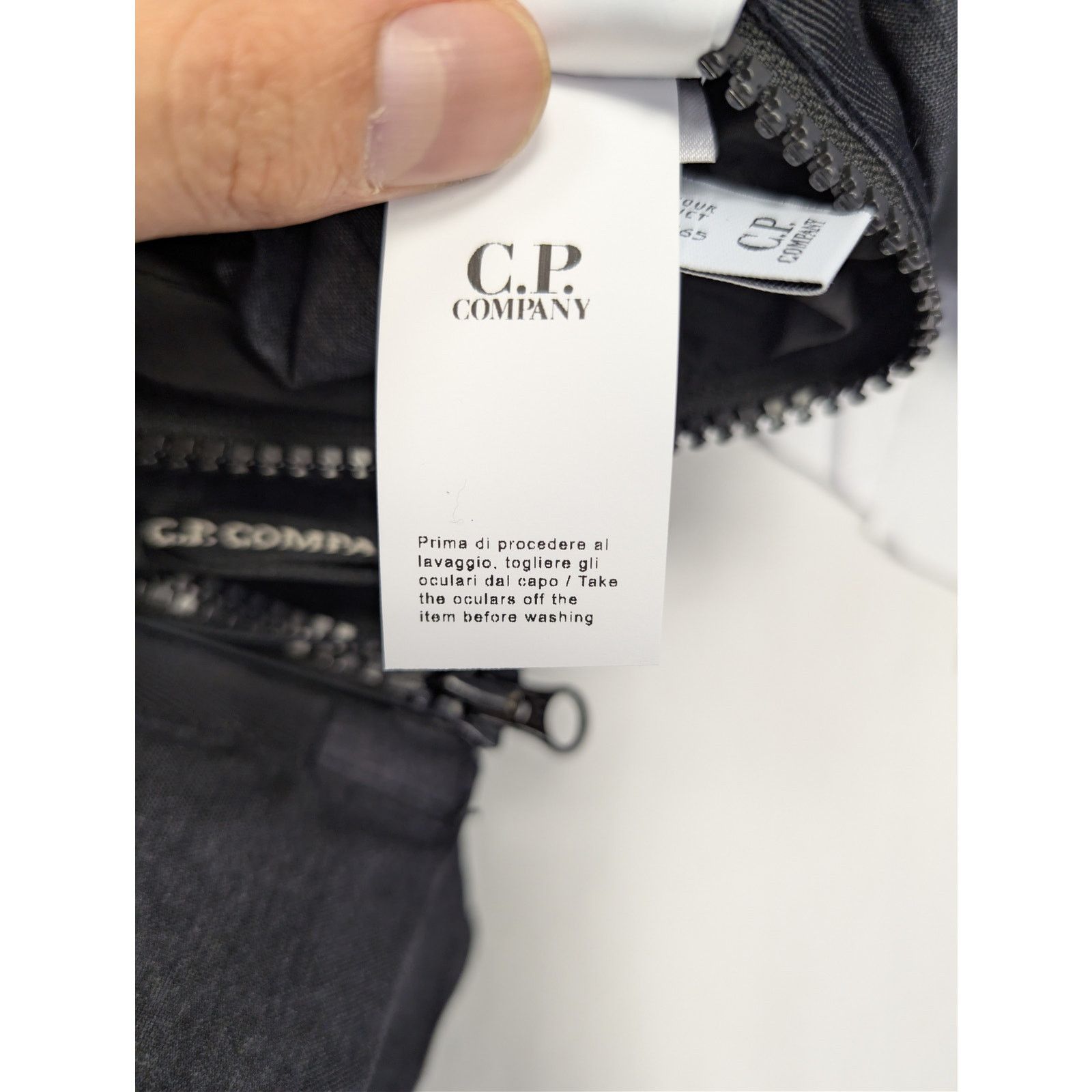 C.P. Company o1rshd1 Co-Ted Outerwear Short Jacket in Black Size US S / EU 44-46 / 1 - 22 Thumbnail