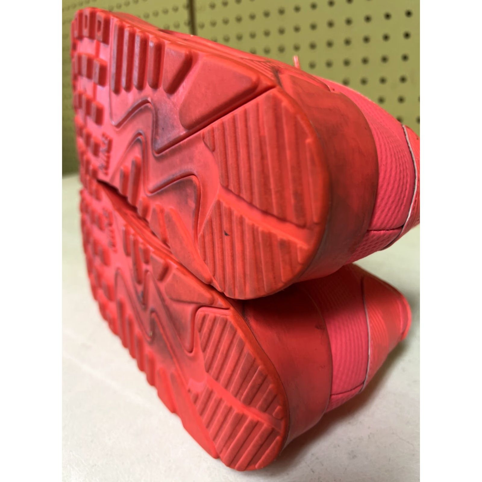 Nike **Nike Air Max 90 Size 13 Red Women's** User: **Nike Air Max 90 Size 13 Red Women's** Size US 12 / IT 42 - 7 Thumbnail