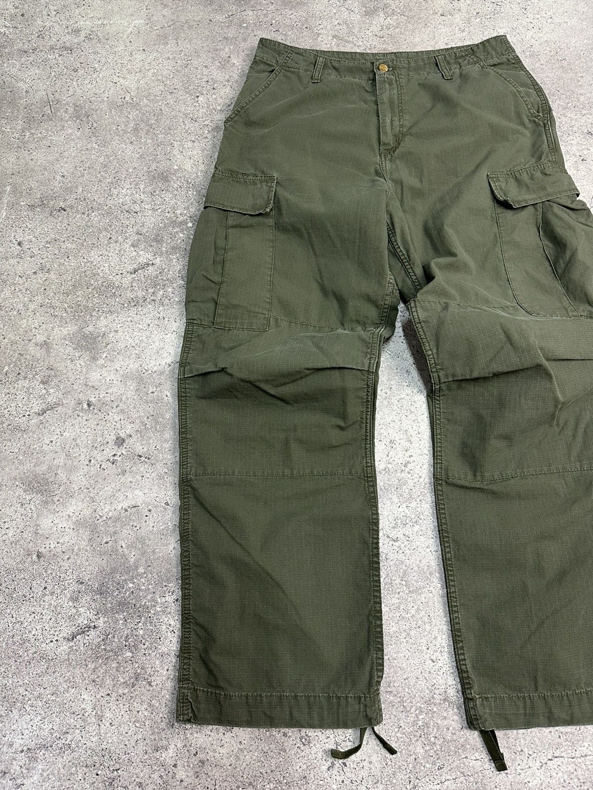 Other Vintage Carhartt Cargo Distressed Pants Faded Khaki Y2K Size US 33 - 7 Thumbnail