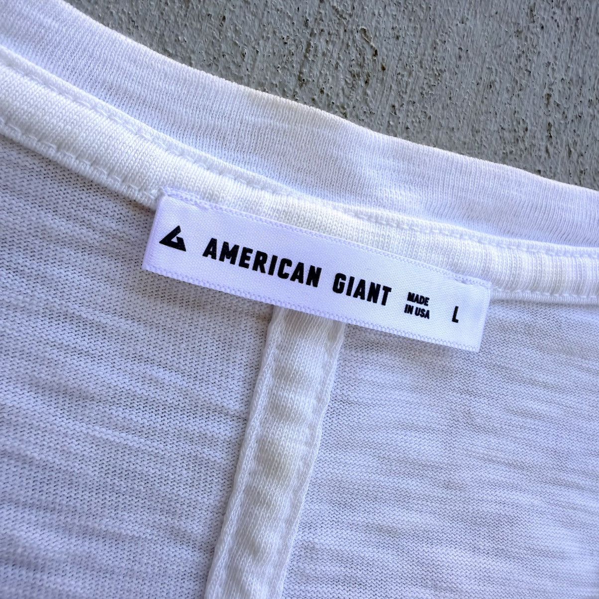American Giant American Giant V Neck T Shirt Men Size Large Heather White Size US L / EU 52-54 / 3 - 3 Thumbnail