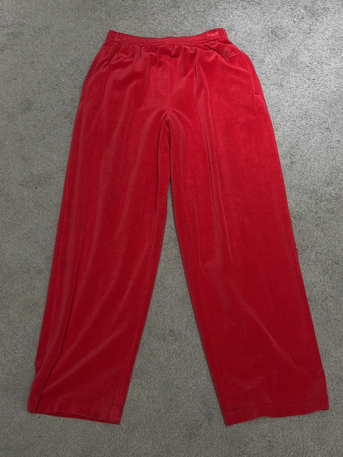 Balenciaga Balenciaga red velvet tracksuit pants Size US 32 / EU 48 - 1 Thumbnail