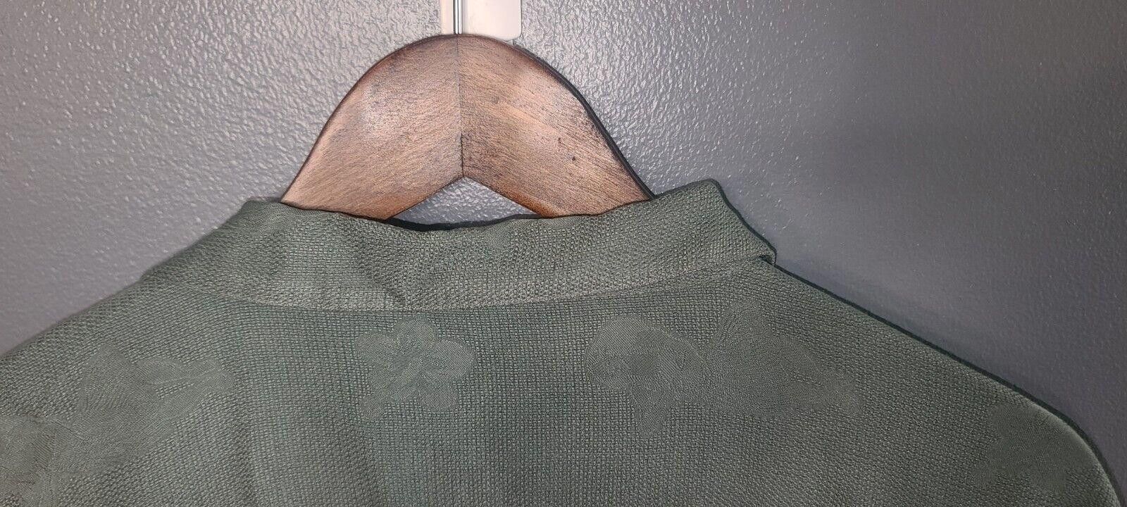 Tommy Bahama Tommy Bahama Men's Short Sleeve Green Silk size L Hula Girl Size US L / EU 52-54 / 3 - 7 Thumbnail