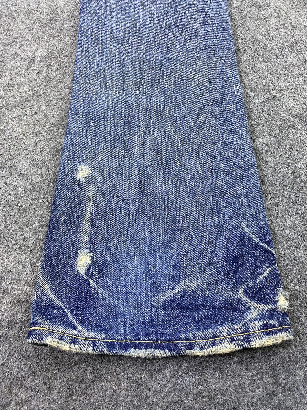 Japanese Brand × MOUSSY Moussy Distressed Flare Blue Wash Jeans- J1106 Size 27" / US 4 / IT 40 - 11 Thumbnail
