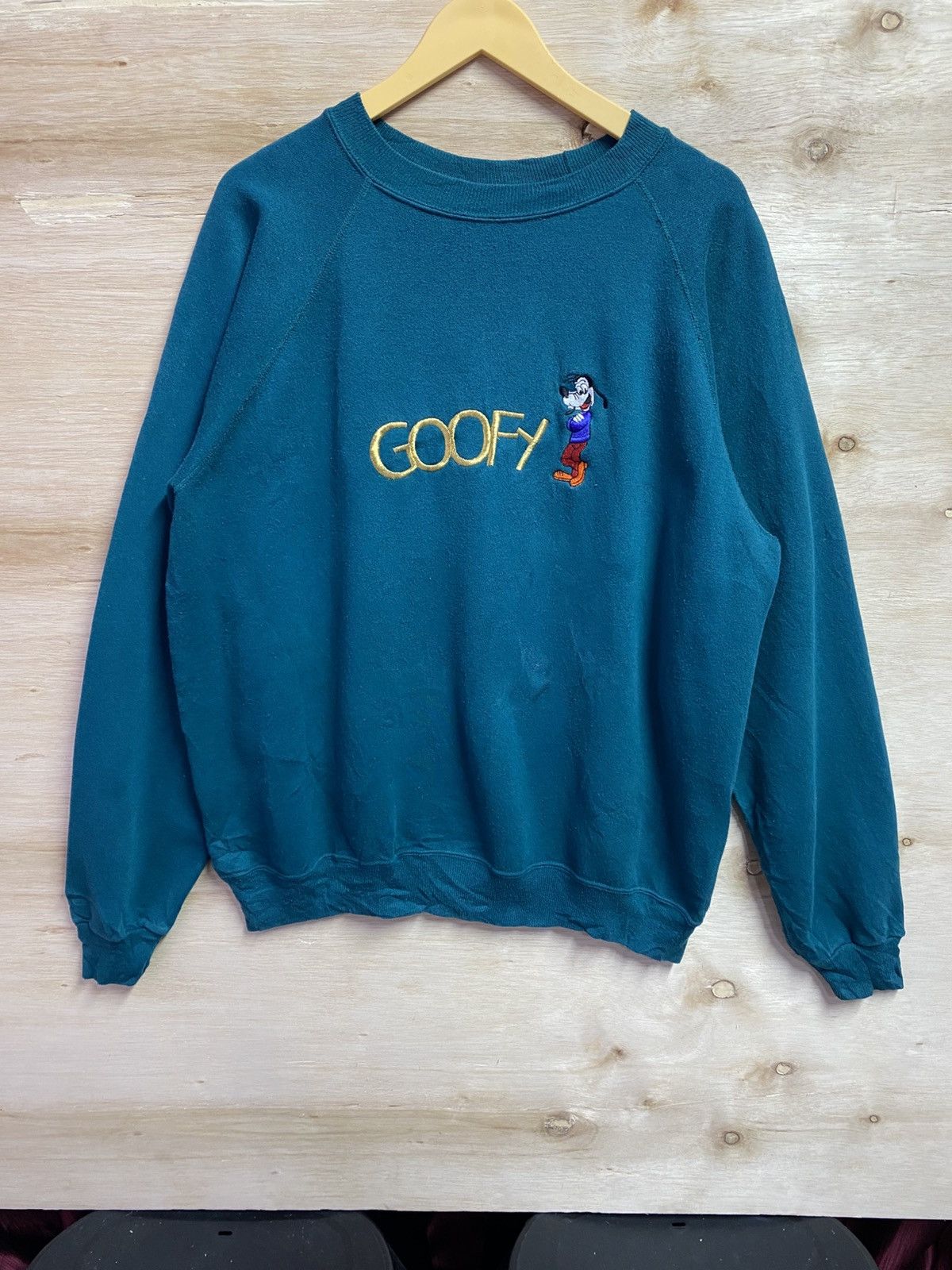 Cartoon Network vintage 90s Mickey Co Goofy embroidered large sweatshirt Size US XL / EU 56 / 4 - 1 Thumbnail