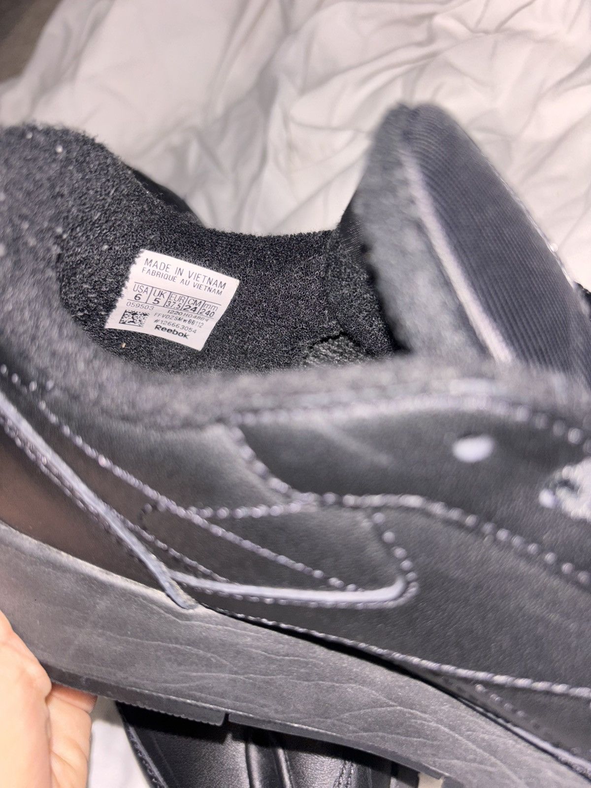 Maison Margiela × Reebok Maison Margiela x Reebok Tabi Sneakers Black Split Toe US 6 Size US 6 / IT 36 - 6 Thumbnail