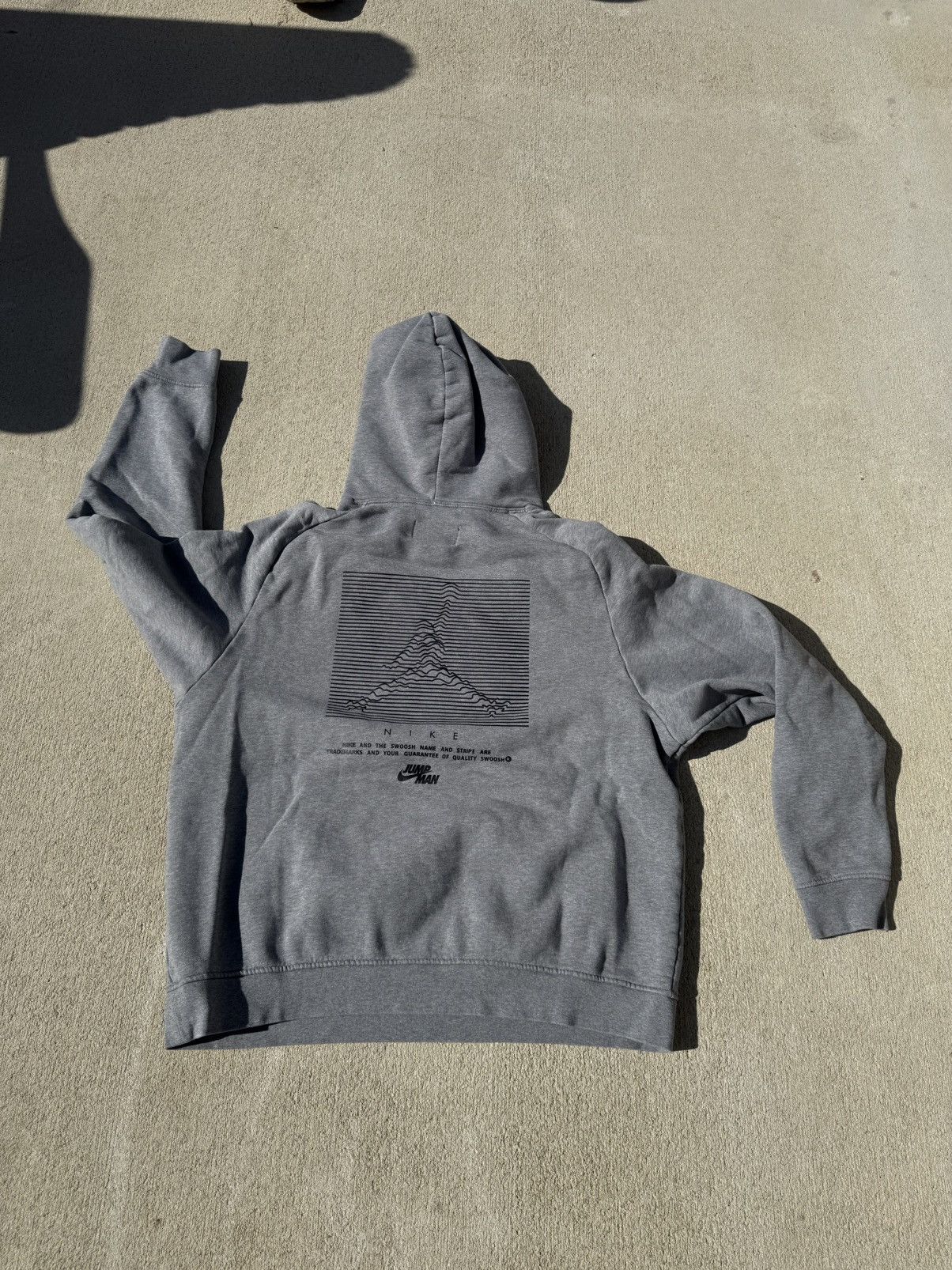 Jordan Brand Grey Jordan Hoodie Size US L / EU 52-54 / 3 - 1 Thumbnail