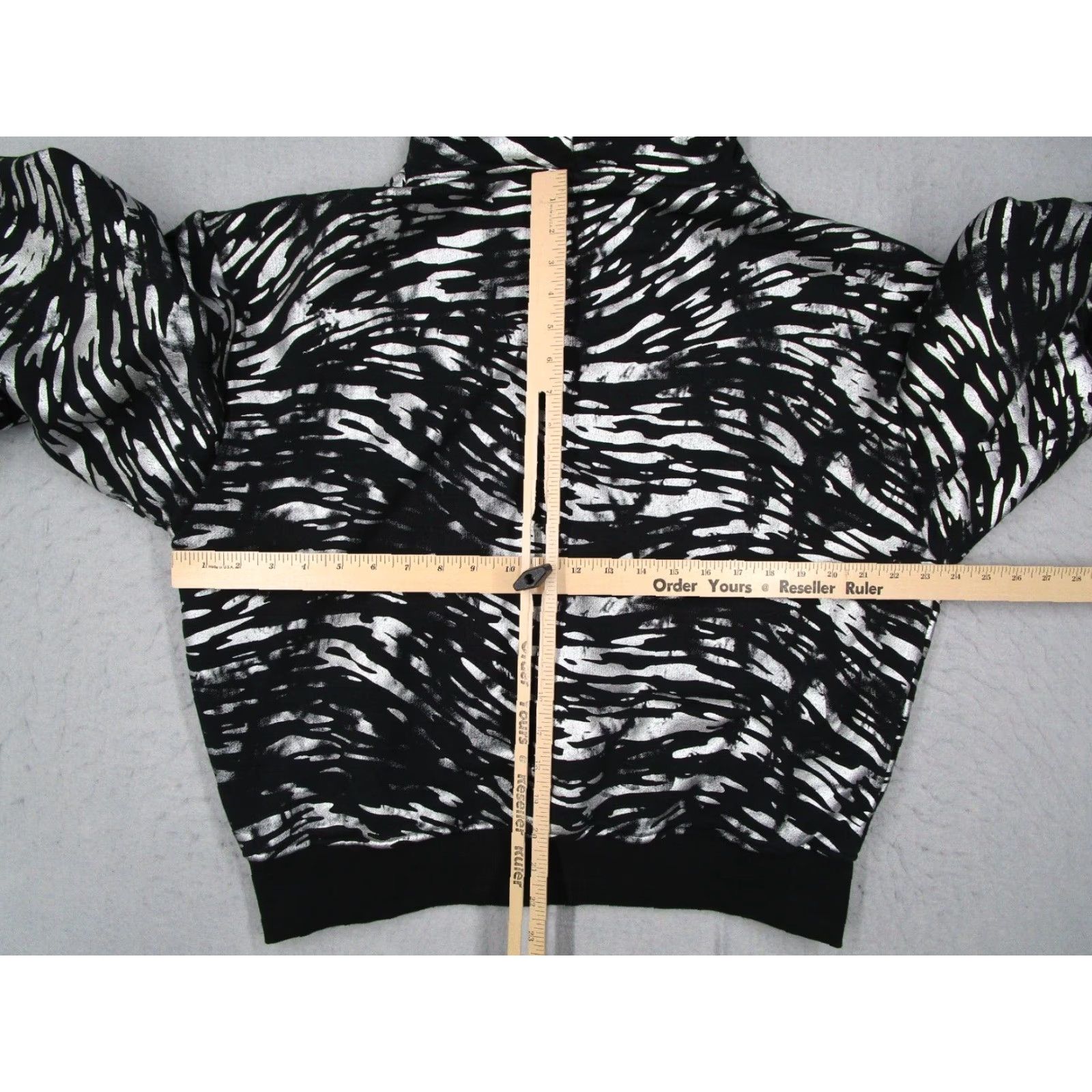 KangaROOS Psychedelics Anonymous Hoodie Women Large Black Pullover AOP Zebra Kangaroo Size L / US 10 / IT 46 - 5 Thumbnail