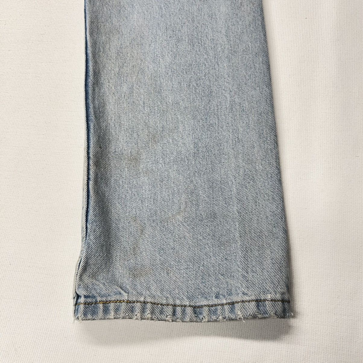 Levi's × Vintage Levis Jeans Blue Signature Corte Regular Work Distressed Rip Size US 32 / EU 48 - 18 Thumbnail