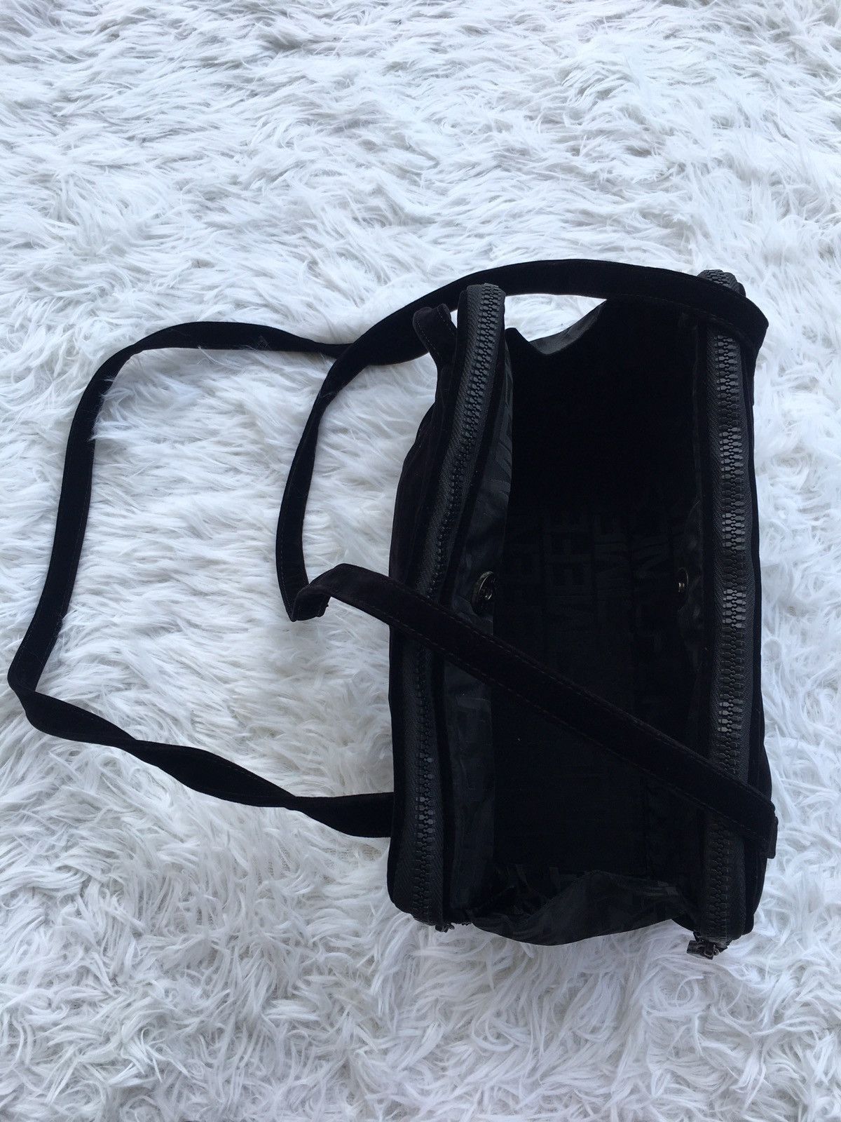 Fendi Rare Vintage Fendissme Shoulder Bag Size ONE SIZE - 8 Thumbnail