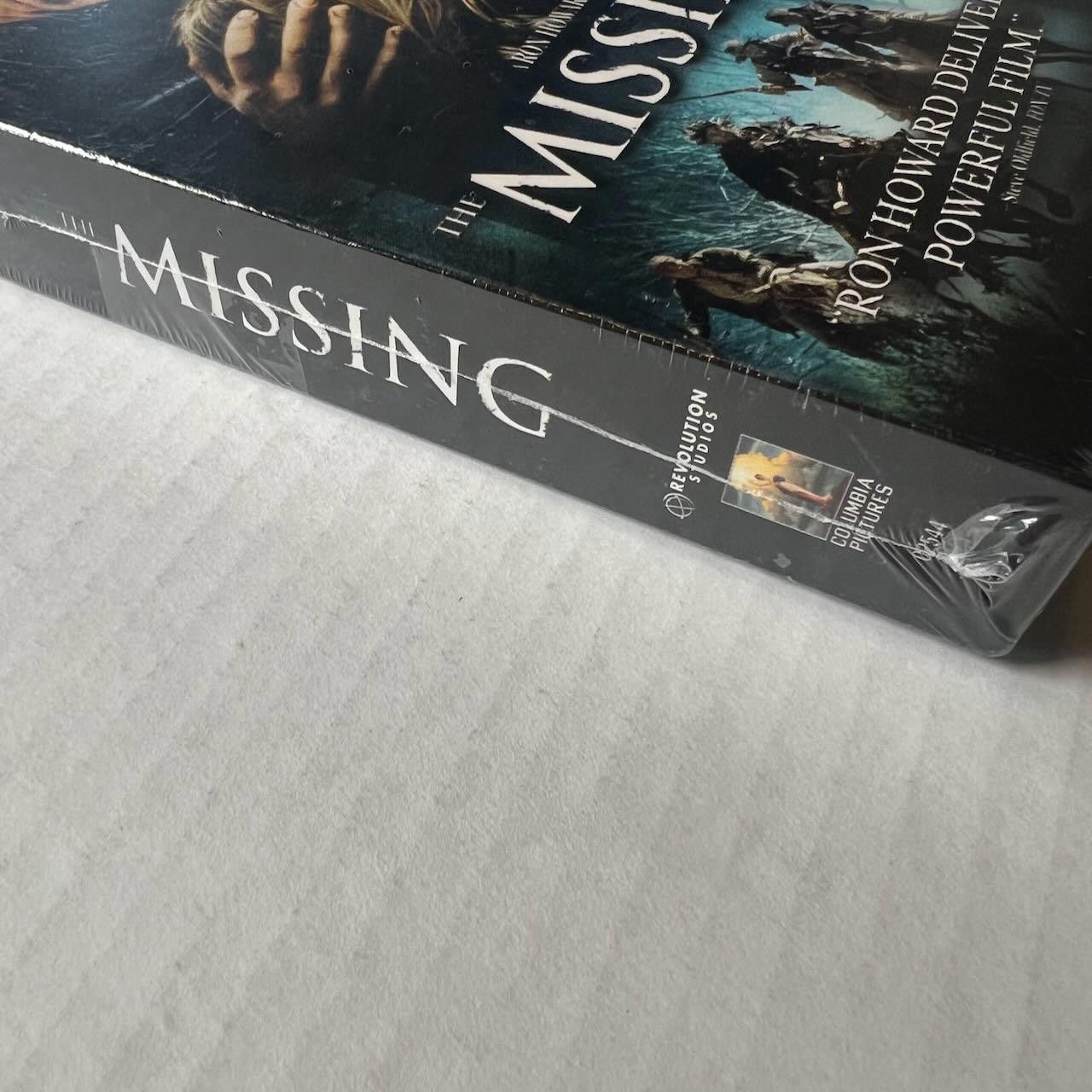 Designer The Missing 2003 VHS Blanchett Jones SONY SEALED Rare Size ONE SIZE - 6 Thumbnail
