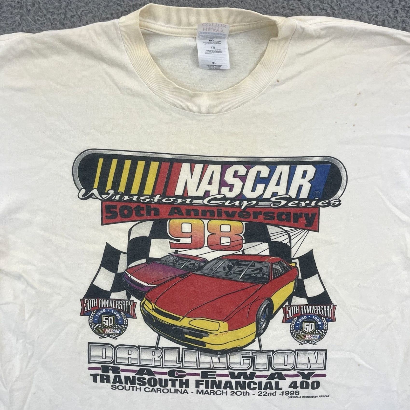 Gildan VINTAGE Darlington Raceway TShirt Adult XL Nascar 90s Dale Earnhardt Racing Cars Shirt Mens XL White 90s Cars NASCAR Vintage Gildan Heavy Cotton Size US XL / EU 56 / 4 - 3 Thumbnail