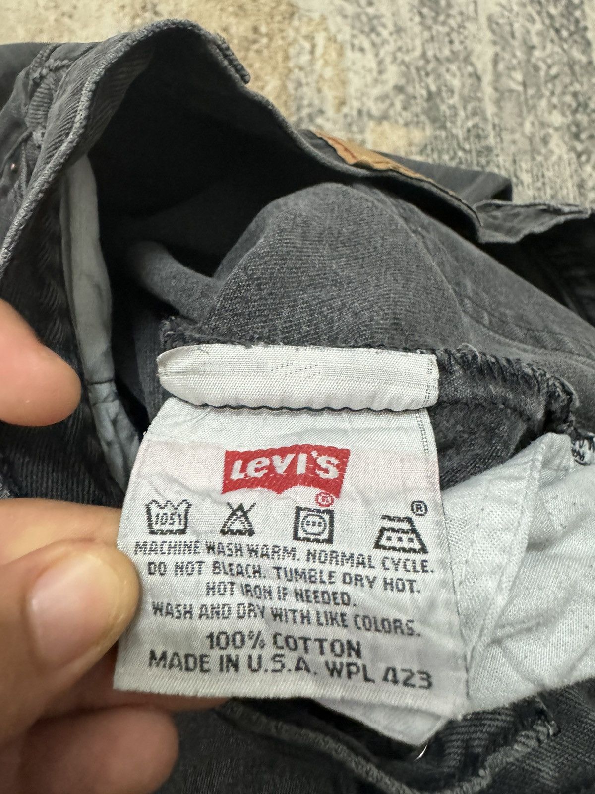 Levi's × Levi's Vintage Clothing × Vintage Vintage Levi’s 501 Distressed Black Denim Jeans 32x32 Size US 32 / EU 48 - 9 Thumbnail