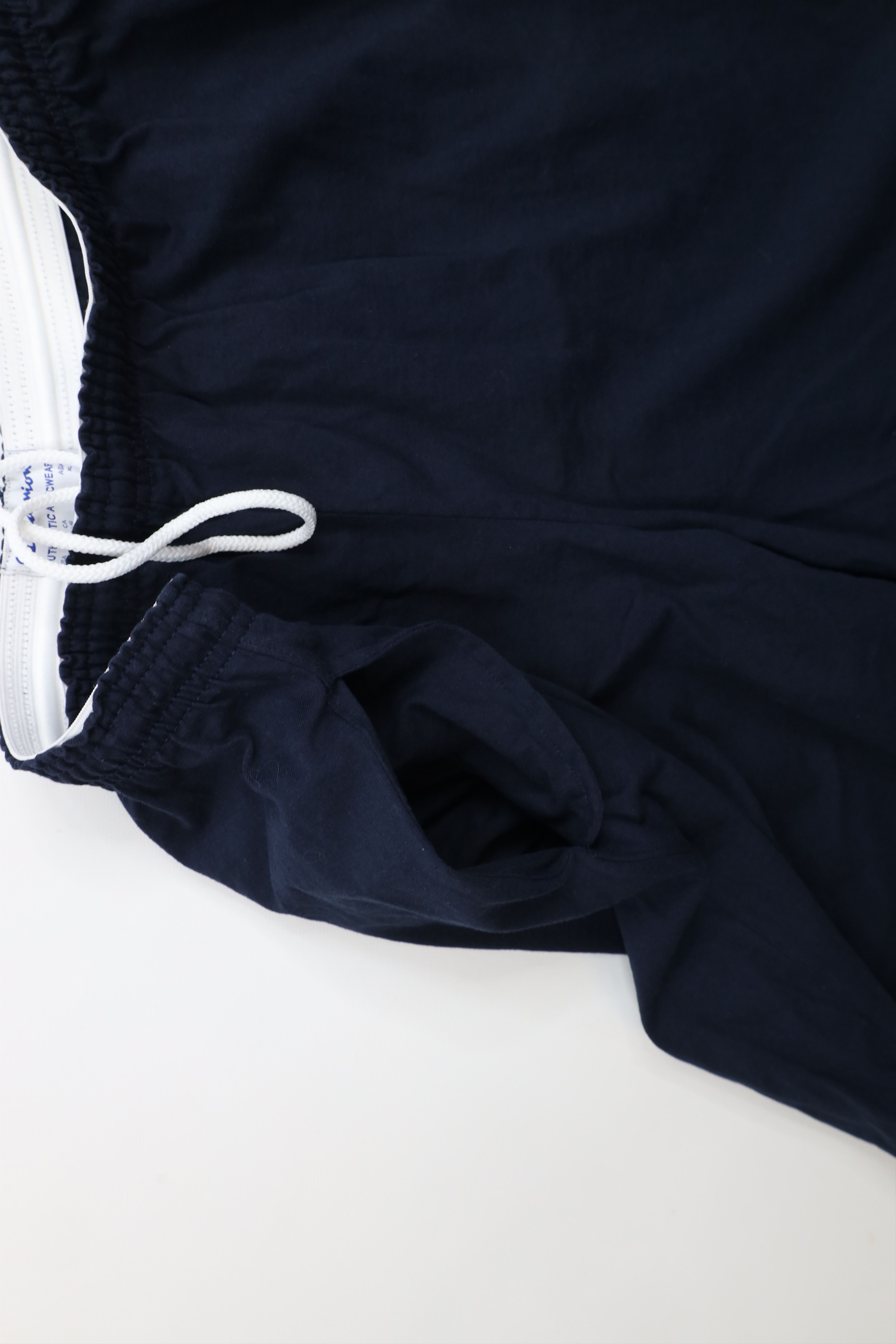 Champion × Vintage Vintage Champion Classic Logo Above Knee Shorts Blue Cotton Size US 34 / EU 50 - 7 Thumbnail
