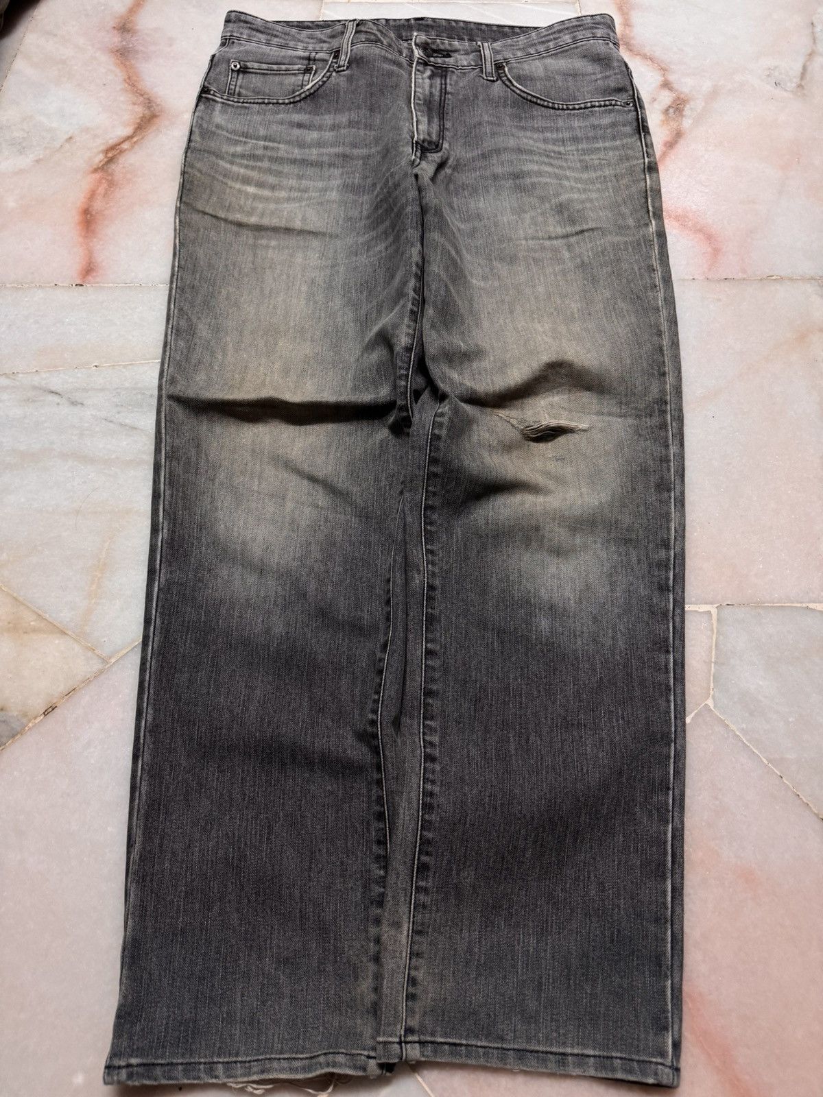 Edwin VINTAGE 2000s EDWIN CRAZY FADE DISTRESSED BAGGY Size US 32 / EU 48 - 3 Thumbnail