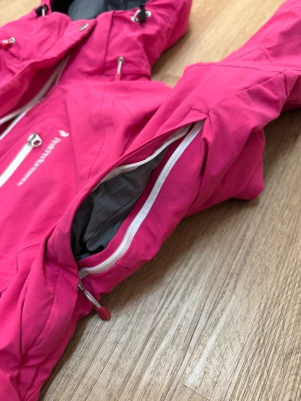Peak Performance Peak Performance W Solitude Jacket HiPe Ski size M Size M / US 6-8 / IT 42-44 - 8 Thumbnail