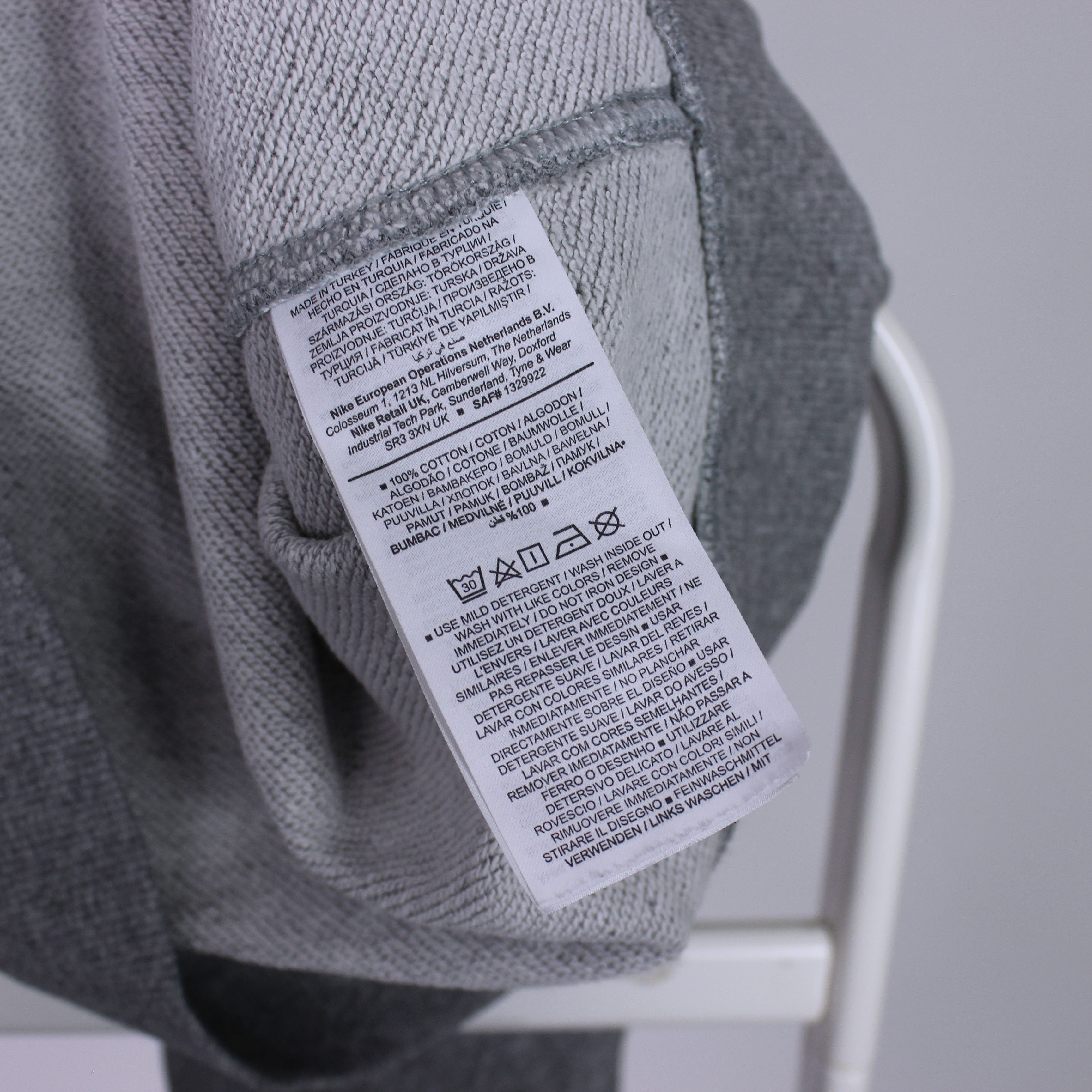 Nike Nike sweatshirt centr logo S cotton gray Size US S / EU 44-46 / 1 - 3 Thumbnail