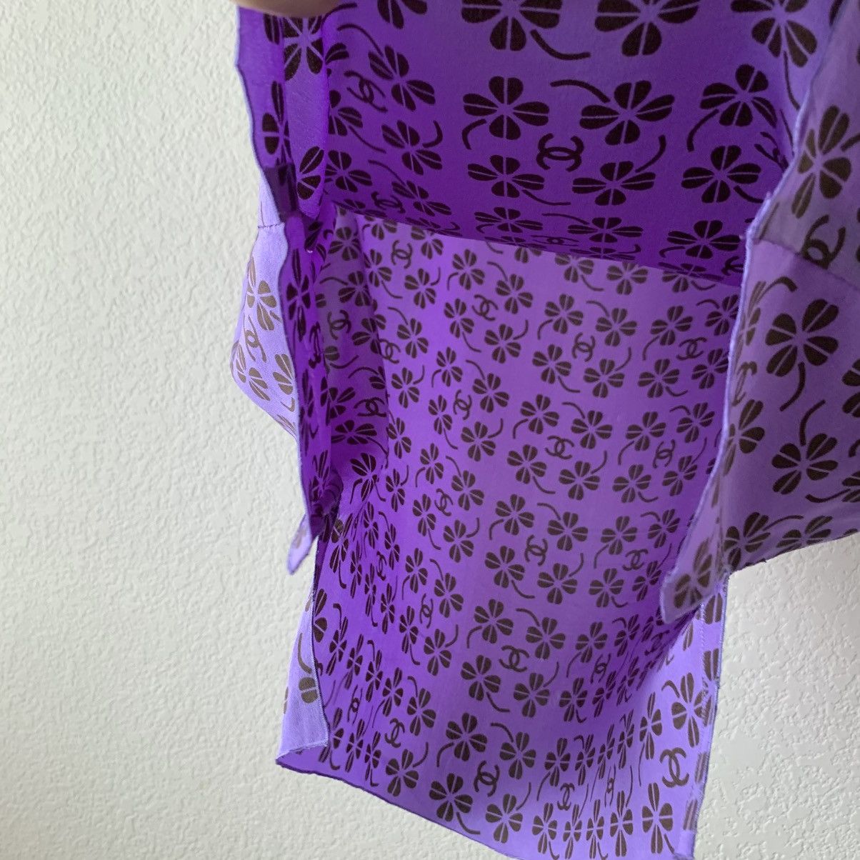 Chanel Chanel 100% silk monogram blouse Size M / US 6-8 / IT 42-44 - 18 Thumbnail