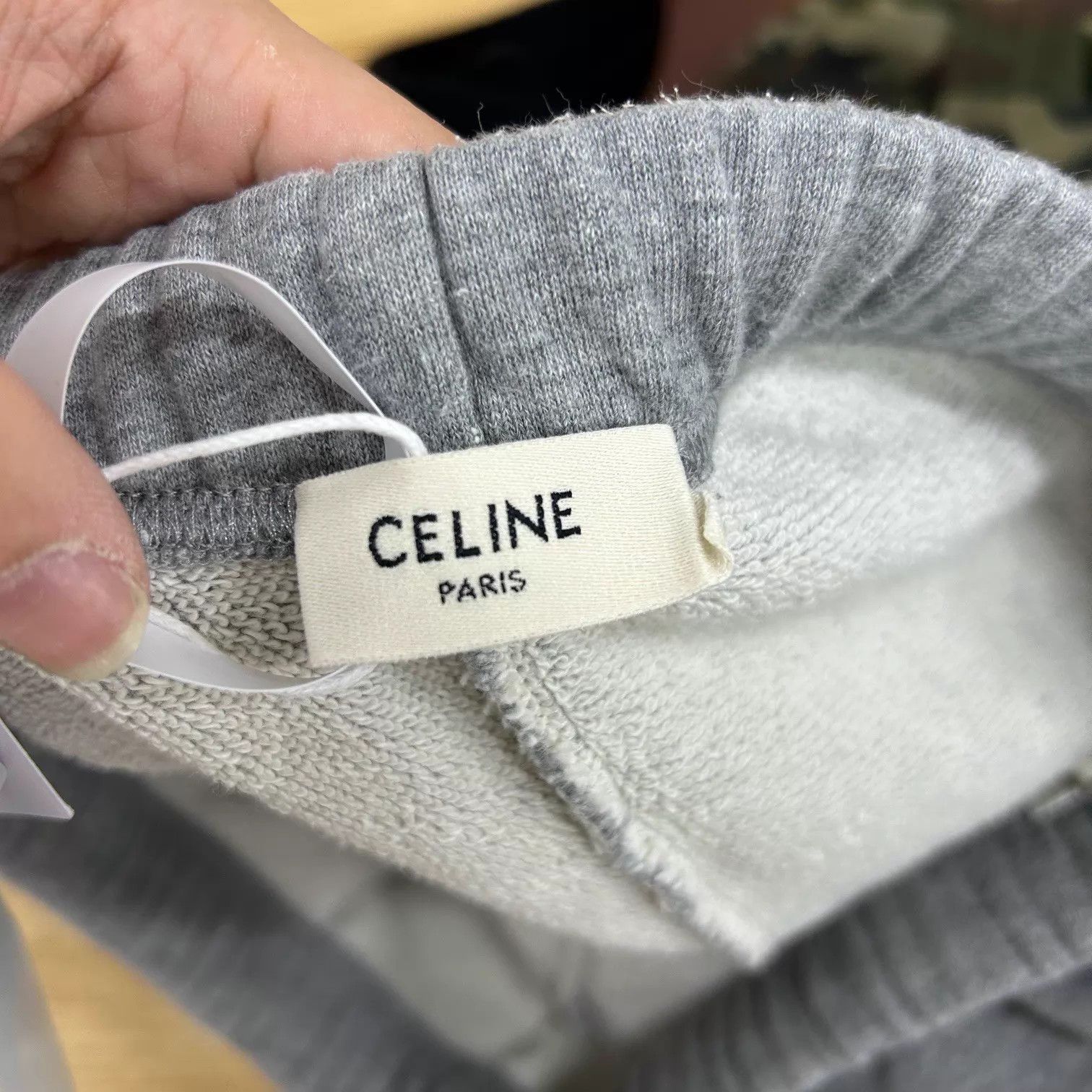 Celine CELINE gray raw hem shorts M NWOT ys002606 Size 27" / US 4 / IT 40 - 4 Thumbnail