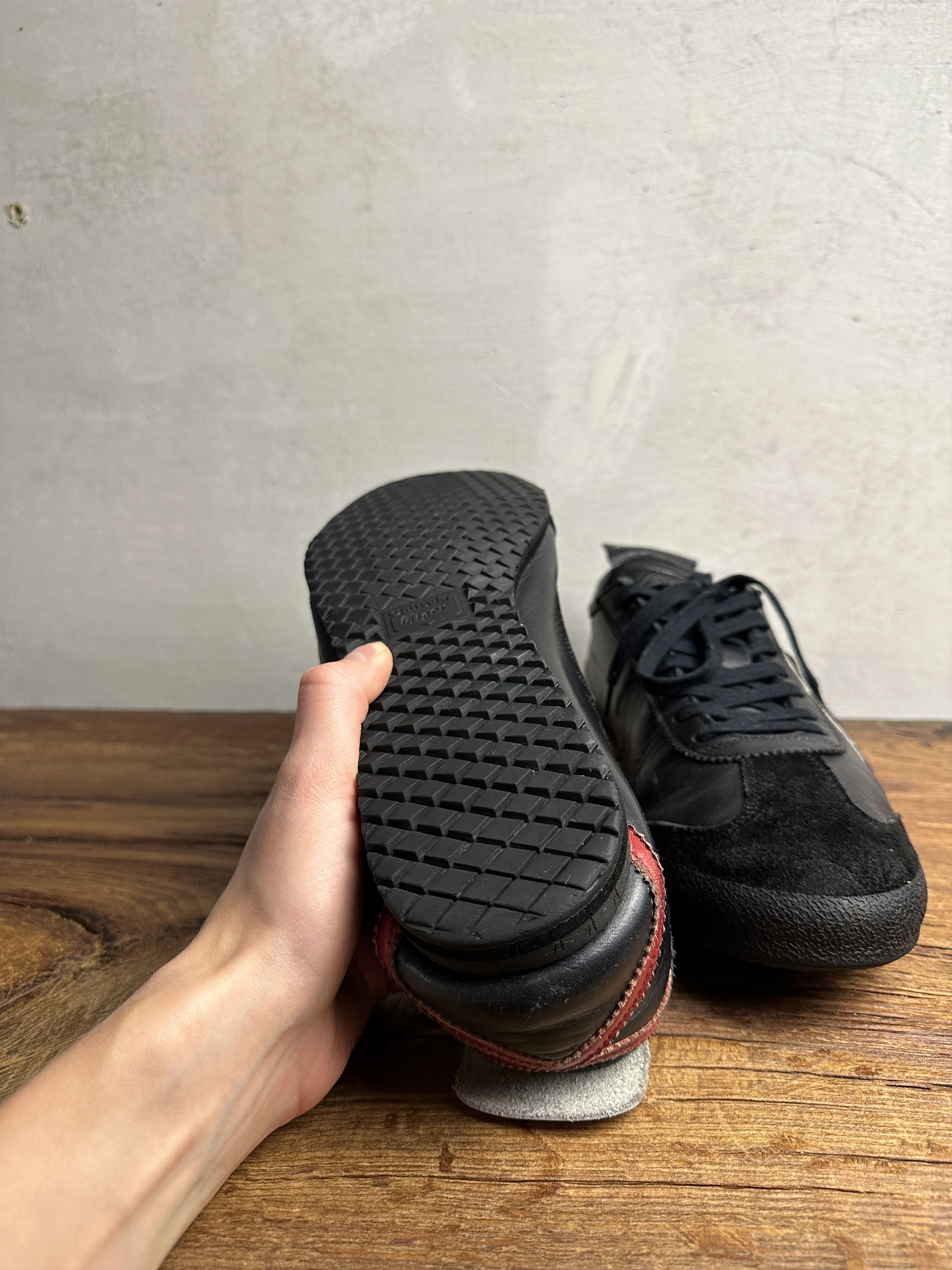 Givenchy RARE Givenchy Onitsuka Tiger MADE IN JAPAN Mexico66 Sneakers Size US 11 / EU 44 - 16 Thumbnail
