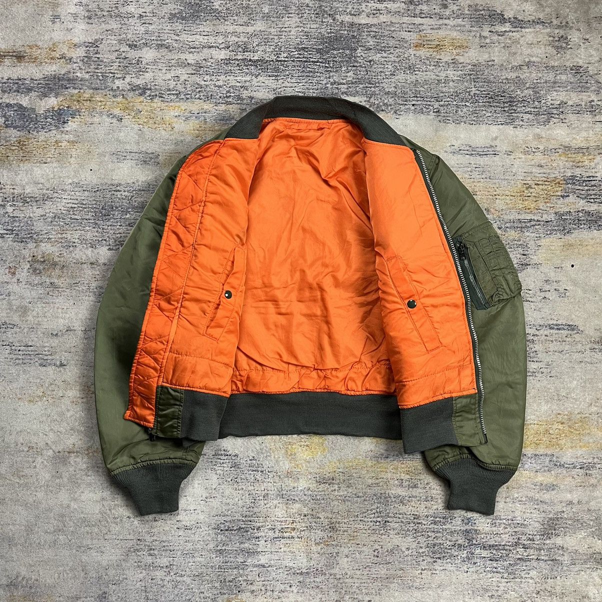 Alpha Industries × Vintage Vintage Alpha Industries Big logo Ma-1 bomber jacket Size US L / EU 52-54 / 3 - 10 Thumbnail