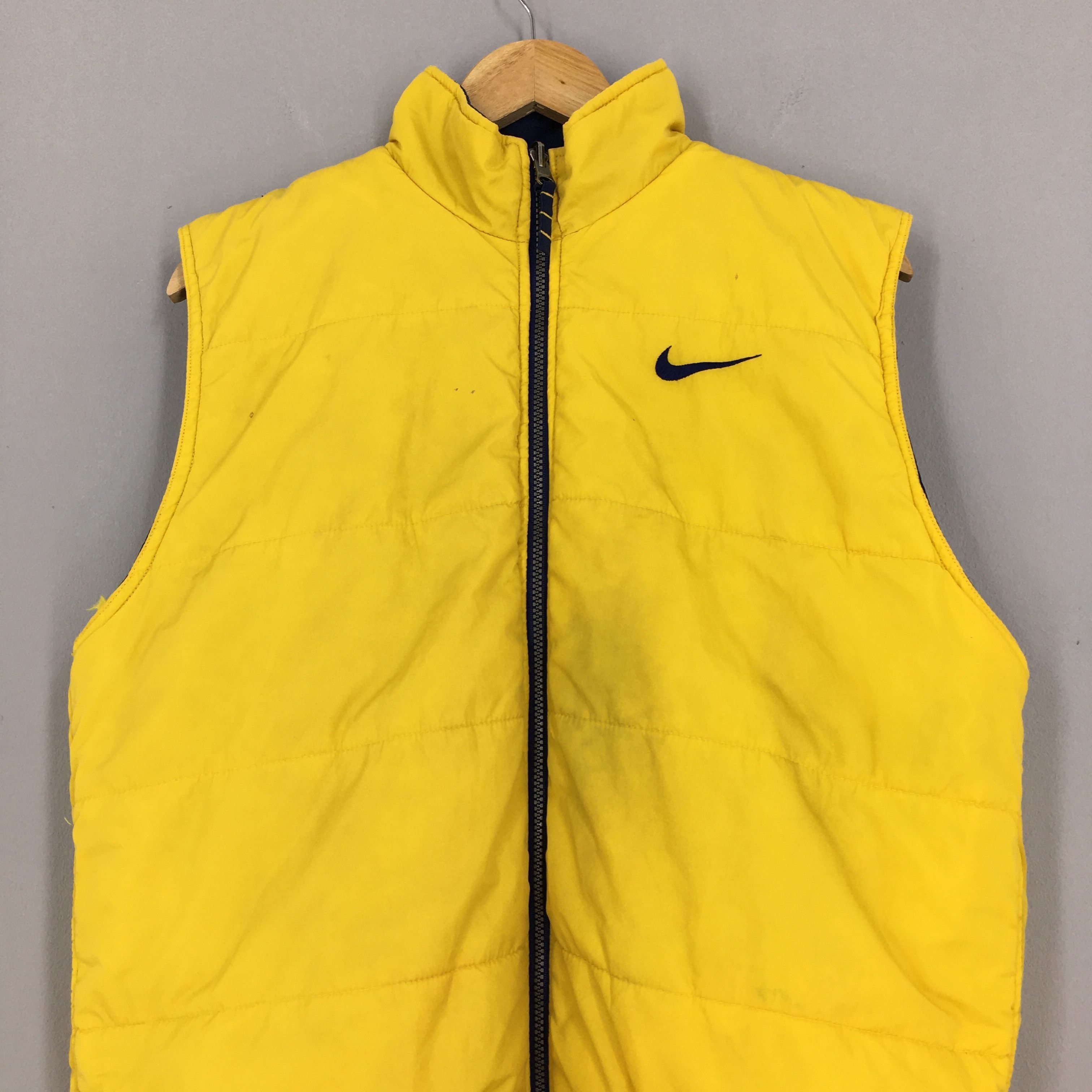 Nike Nike Sports Swoosh Sleeveless Jacket Medium Size US M / EU 48-50 / 2 - 7 Thumbnail