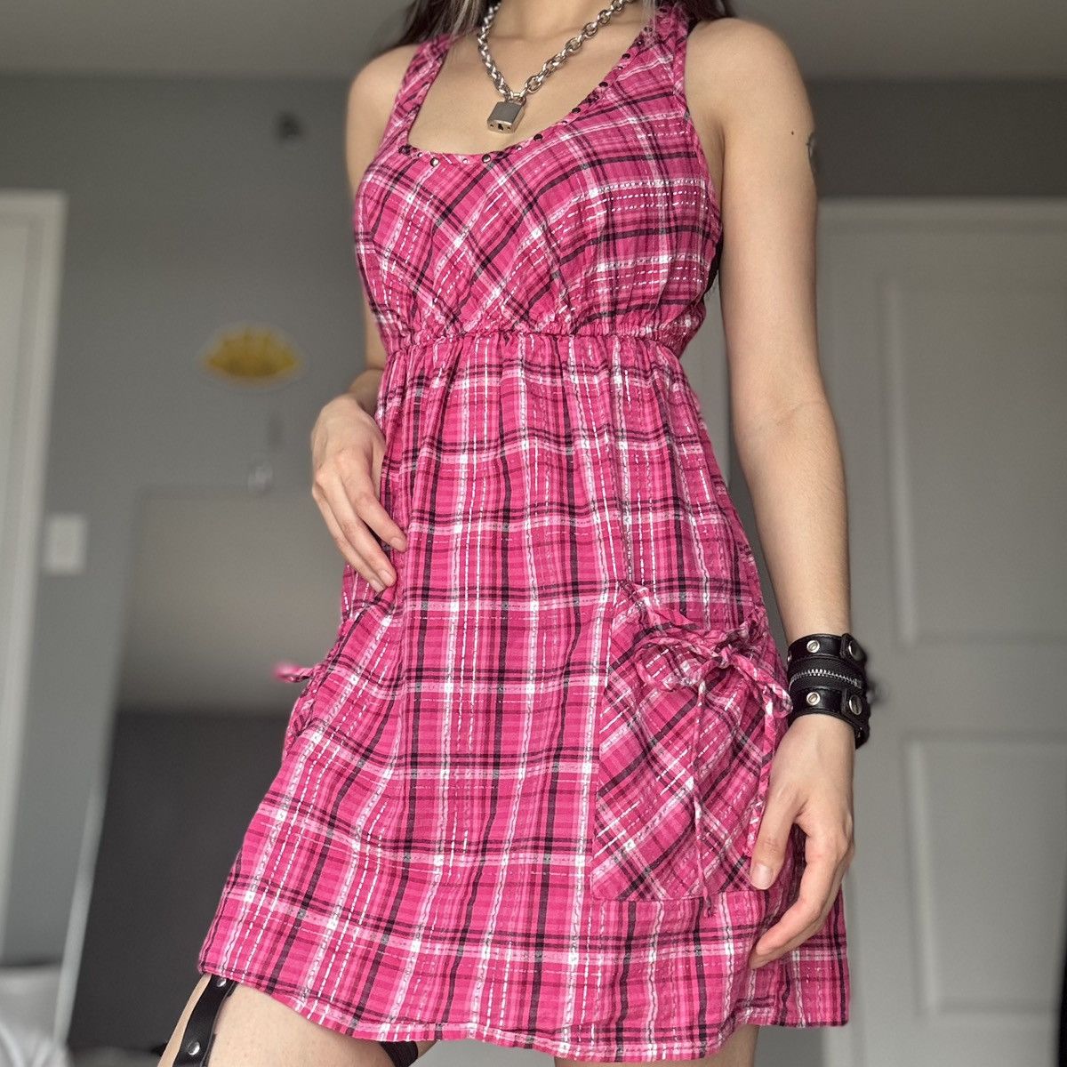 Decree Decree Studded Pink & Black Plaid Dress w/ Crochet Racerback Size M / US 6-8 / IT 42-44 - 11 Thumbnail
