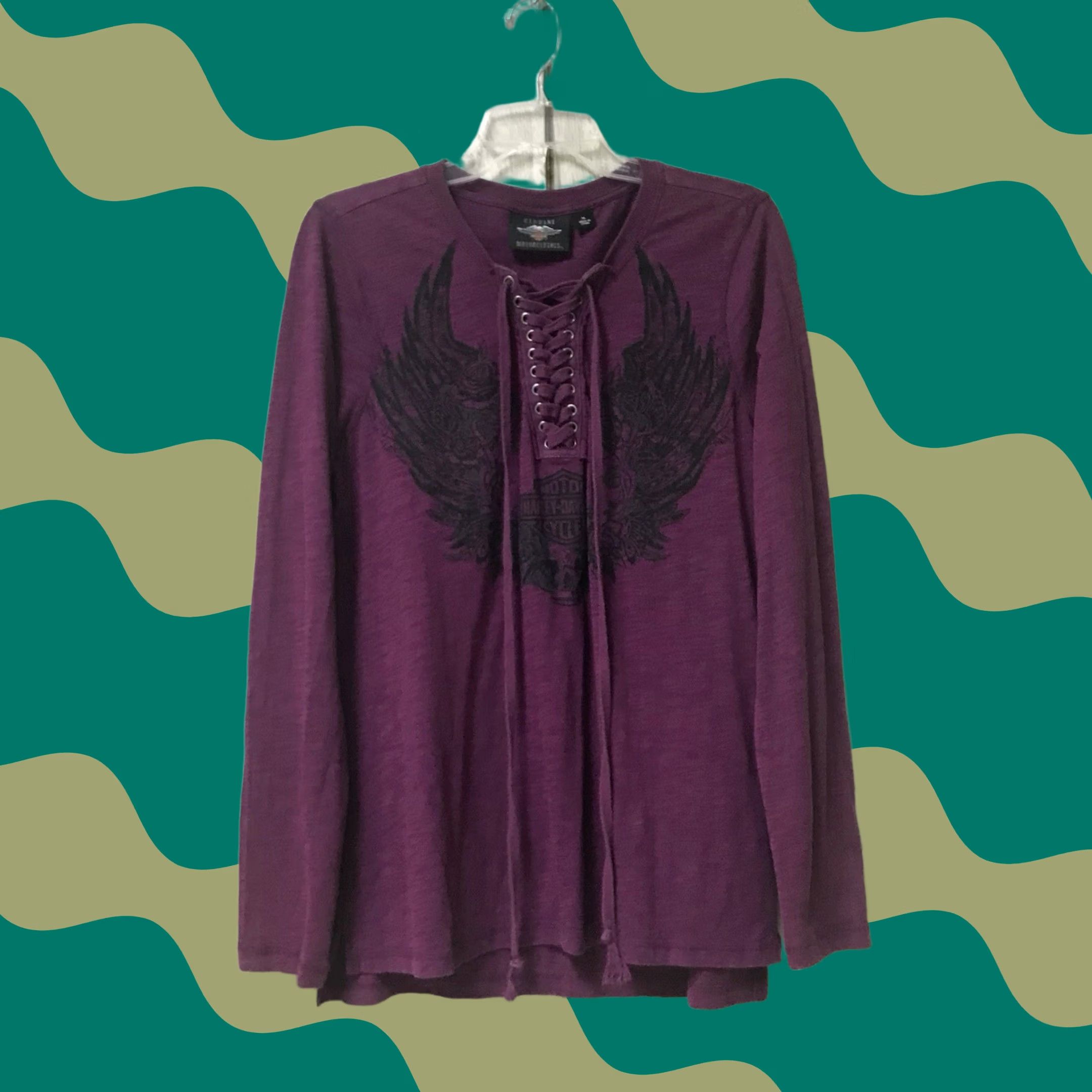 Harley Davidson Harley-Davidson Women Purple Flowered Winged Skull Long Sleeve Henley Shirt XL Size XL / US 12-14 / IT 48-50 - 1 Thumbnail