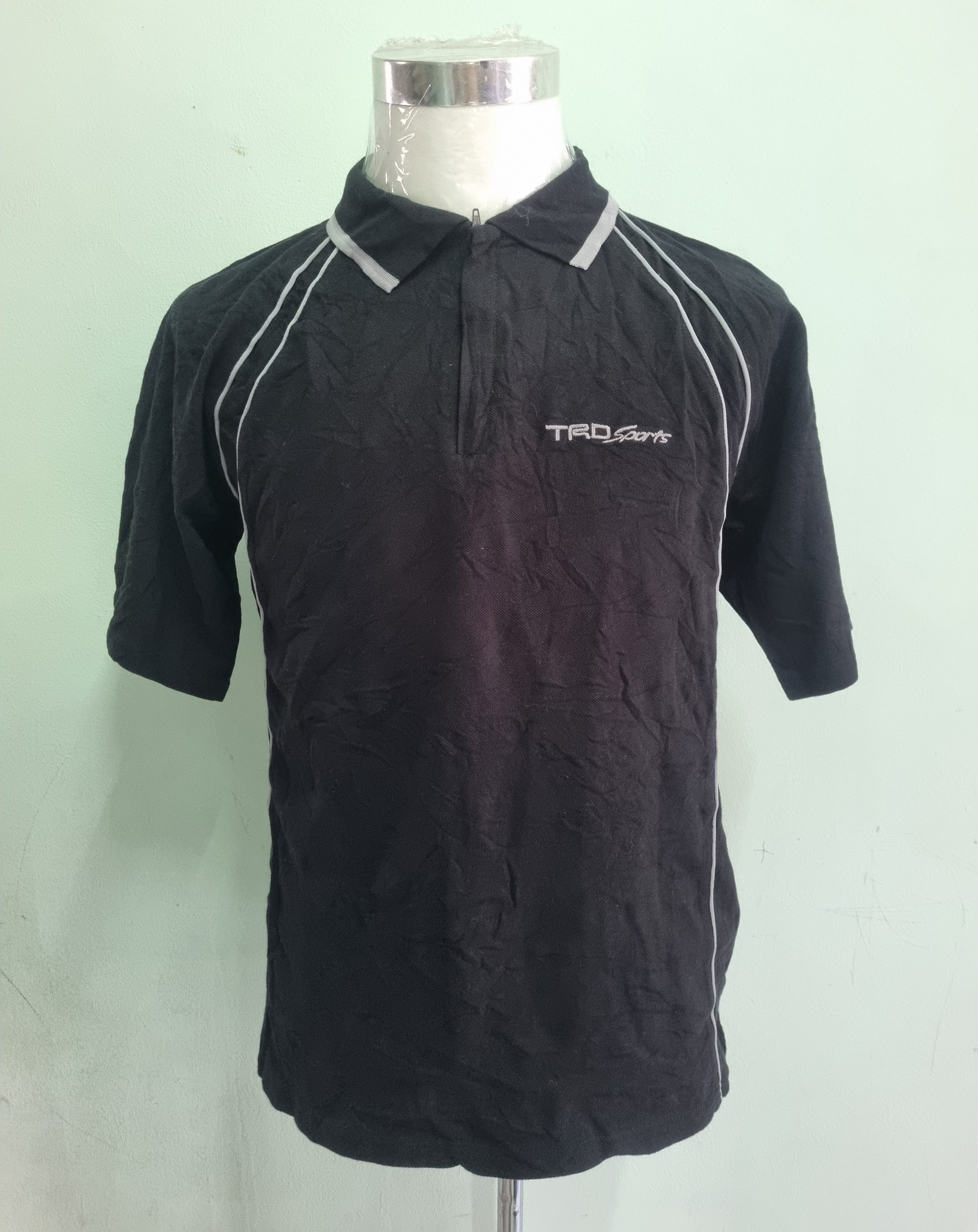 Japanese Brand Vintage TRD Sports Toyota Motosports Japan Brand Polo Shirt Size US L / EU 52-54 / 3 - 1 Thumbnail