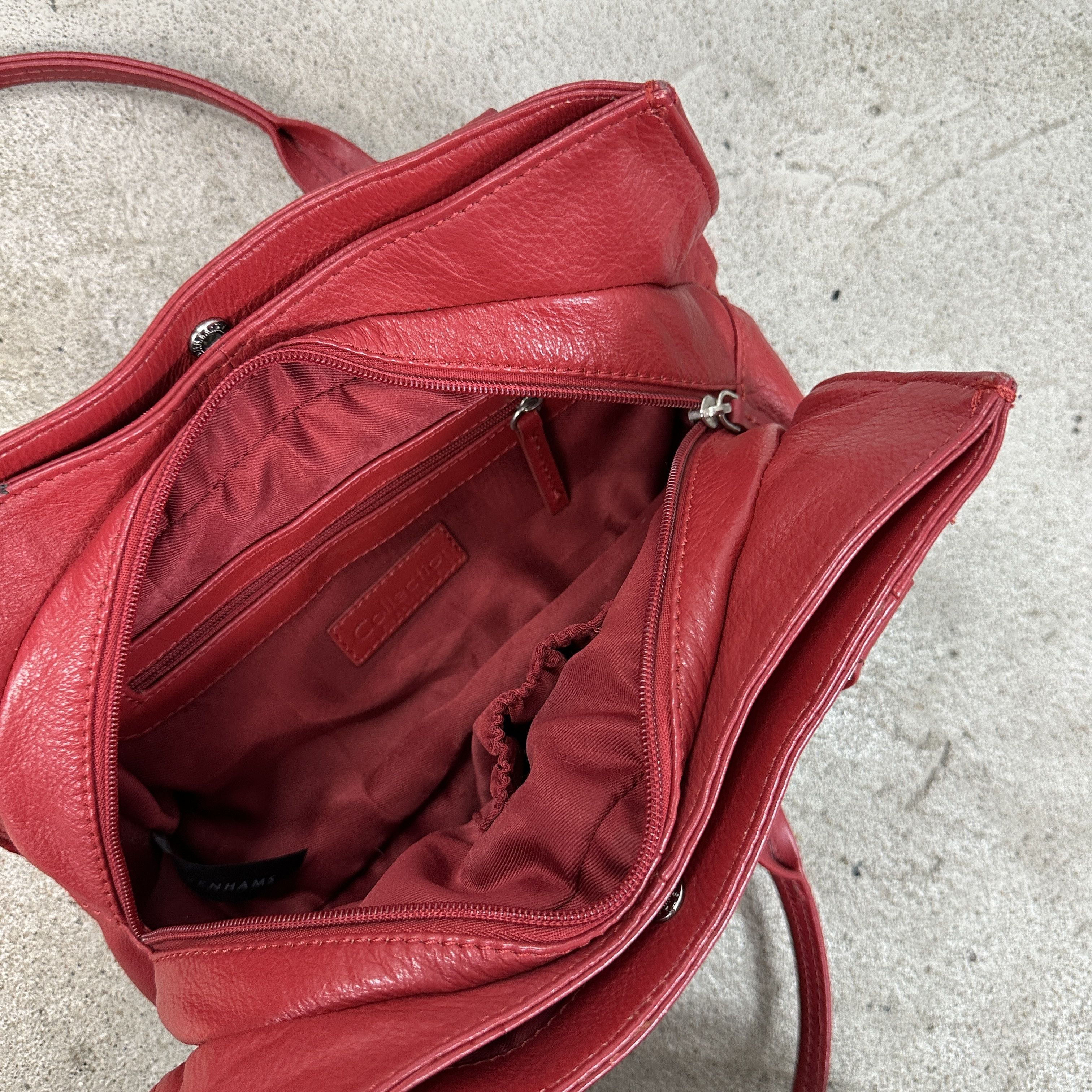 Vintage Vintage Avant Garde Faux Leather Cherry Red Shoulder Bag Size ONE SIZE - 8 Thumbnail