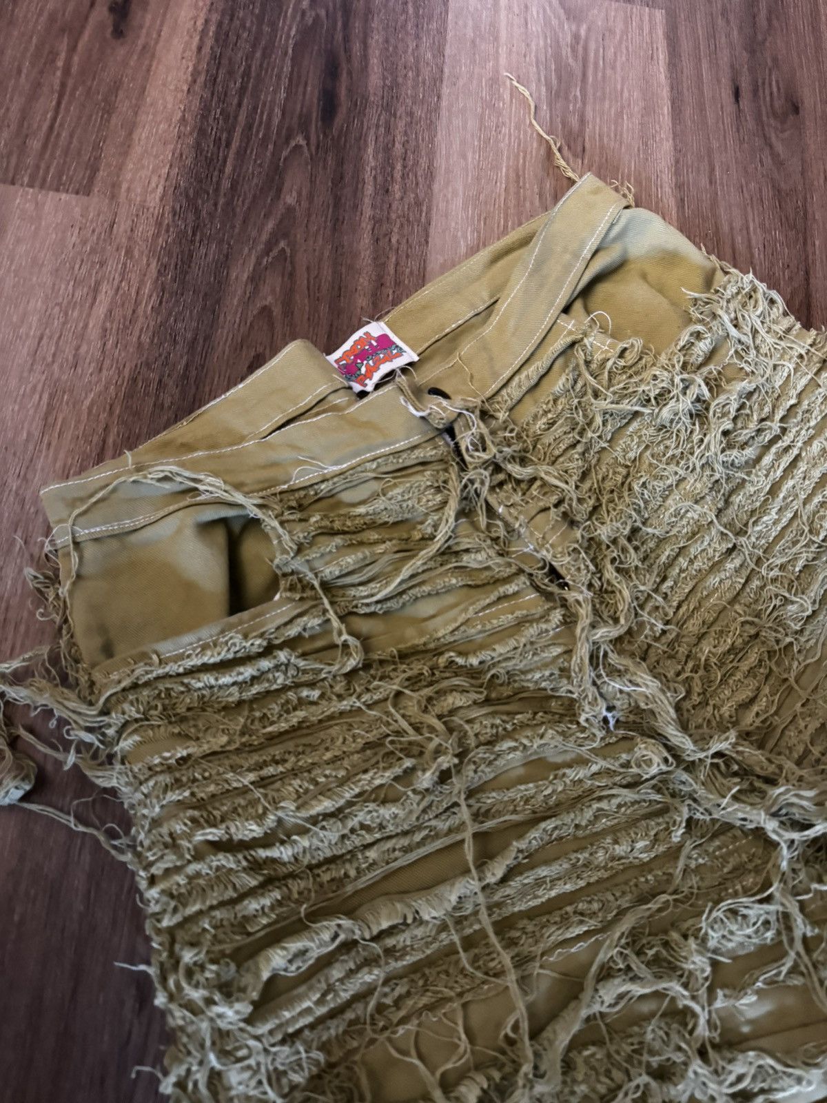 Japanese Brand Temporary From Brazil Distressed Shorts Size US 34 / EU 50 - 3 Thumbnail