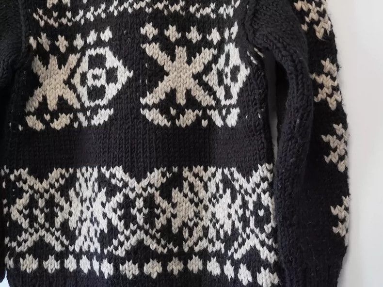 Yohji Yamamoto Yohji Yamamoto Handknit Wool Sweater by Yohji Yamamoto Size US S / EU 44-46 / 1 - 4 Thumbnail