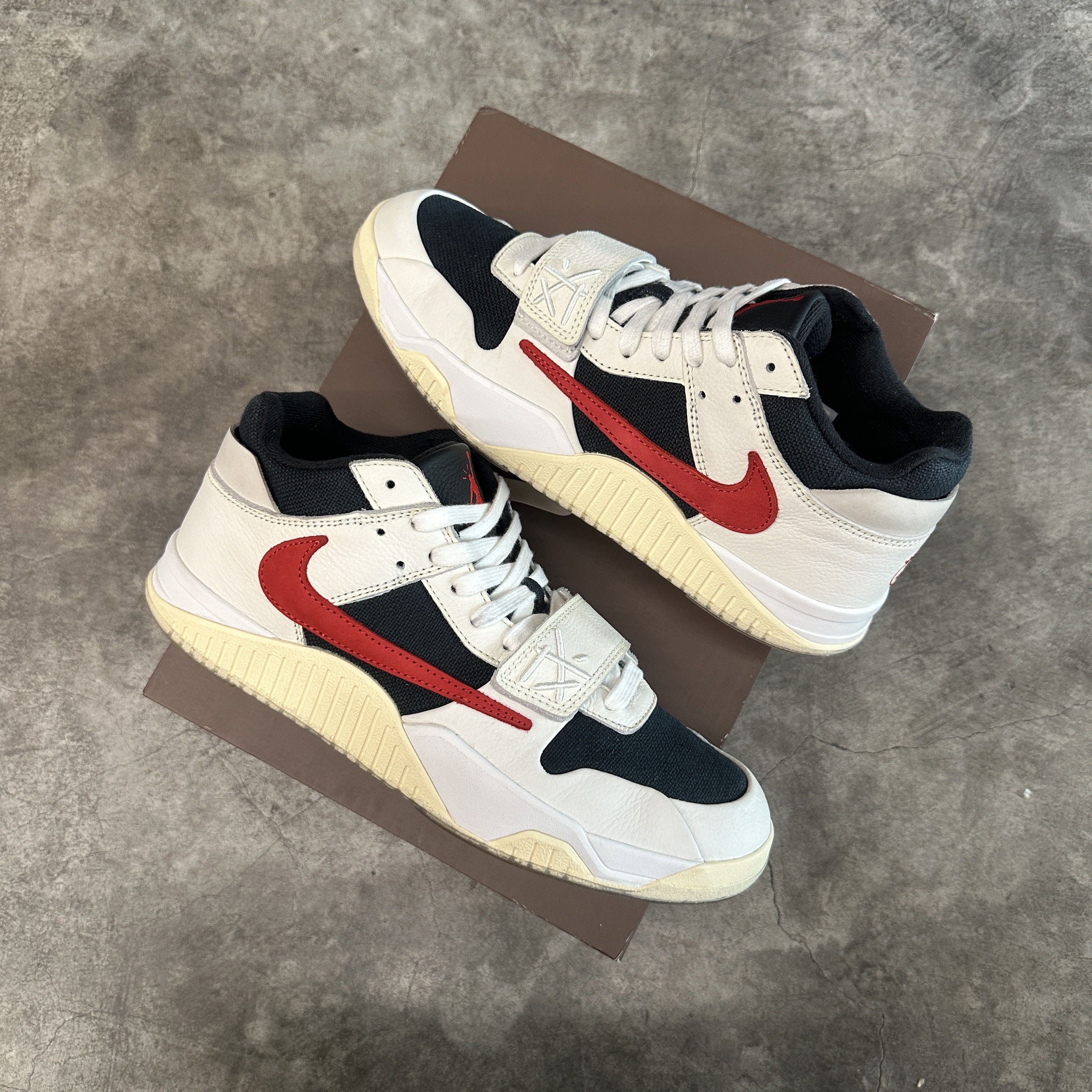 Nike Travis Scott x Air Jordan Jordan Jumpman Jack TR Uni Red Size US 11.5 / EU 44-45 - 1 Thumbnail