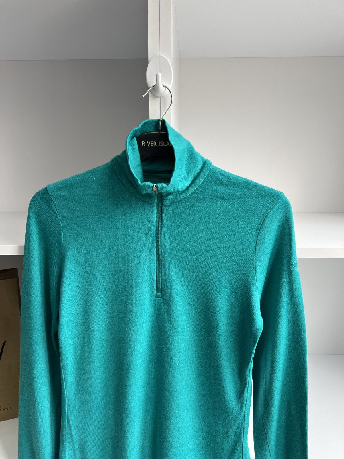 Icebreaker × Vintage Vintage Icebreaker Women’s Merino longsleeve Size M / US 6-8 / IT 42-44 - 6 Thumbnail