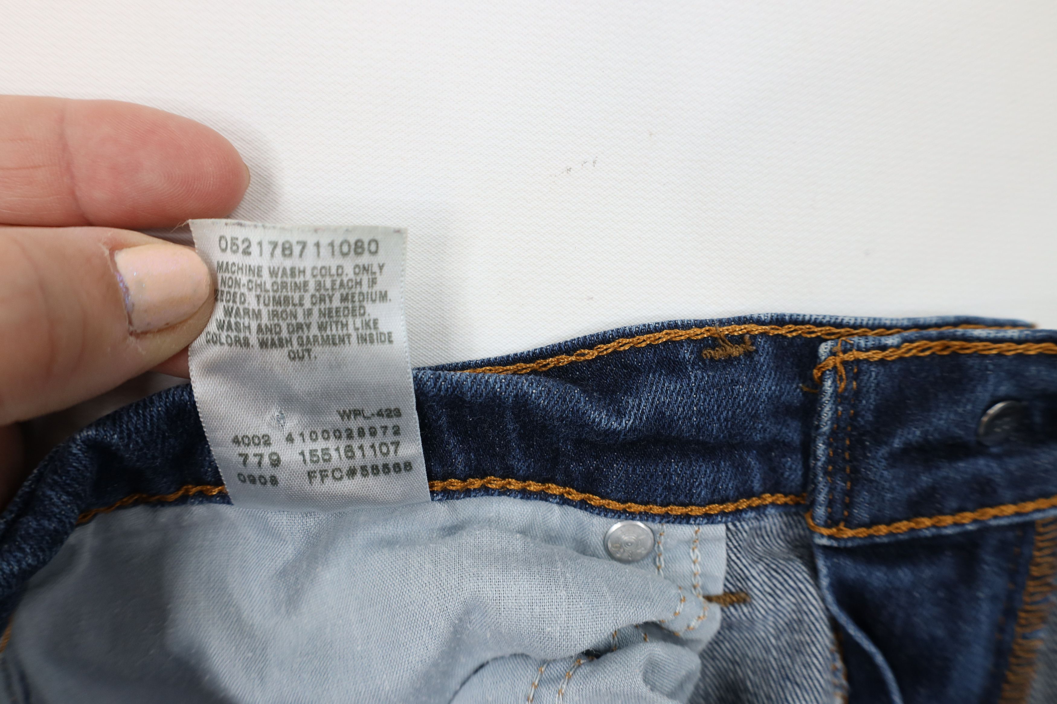 Levi's Vintage Y2K 2002 Levis 515 Flared Wide Leg Bootcut Jeans Size 30" / US 8 / IT 44 - 9 Thumbnail